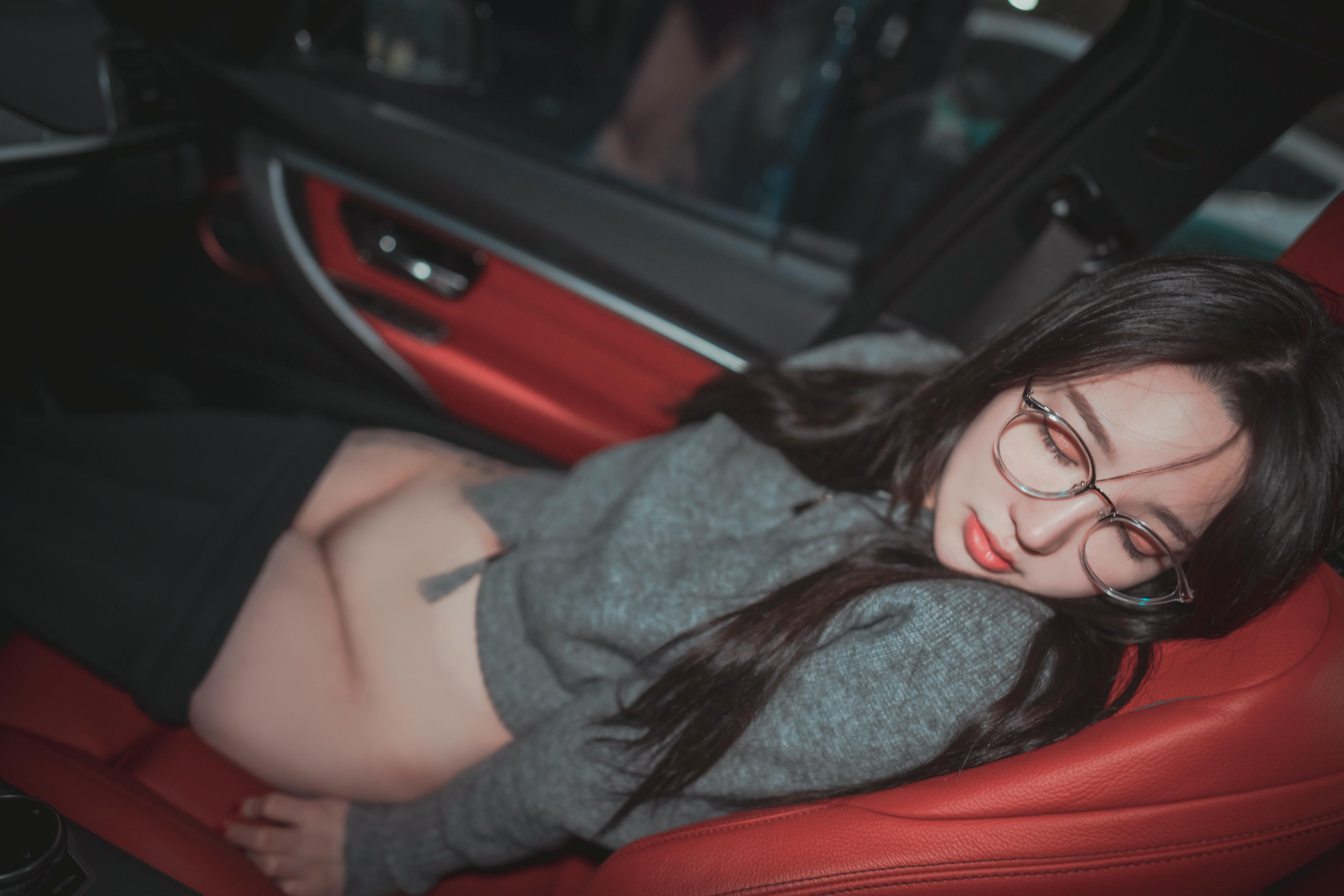 韩国模特孙乐乐-118_DJAWA Photo Yeeun (손예은) Drive My Car [70P-1.49GB]_第3集