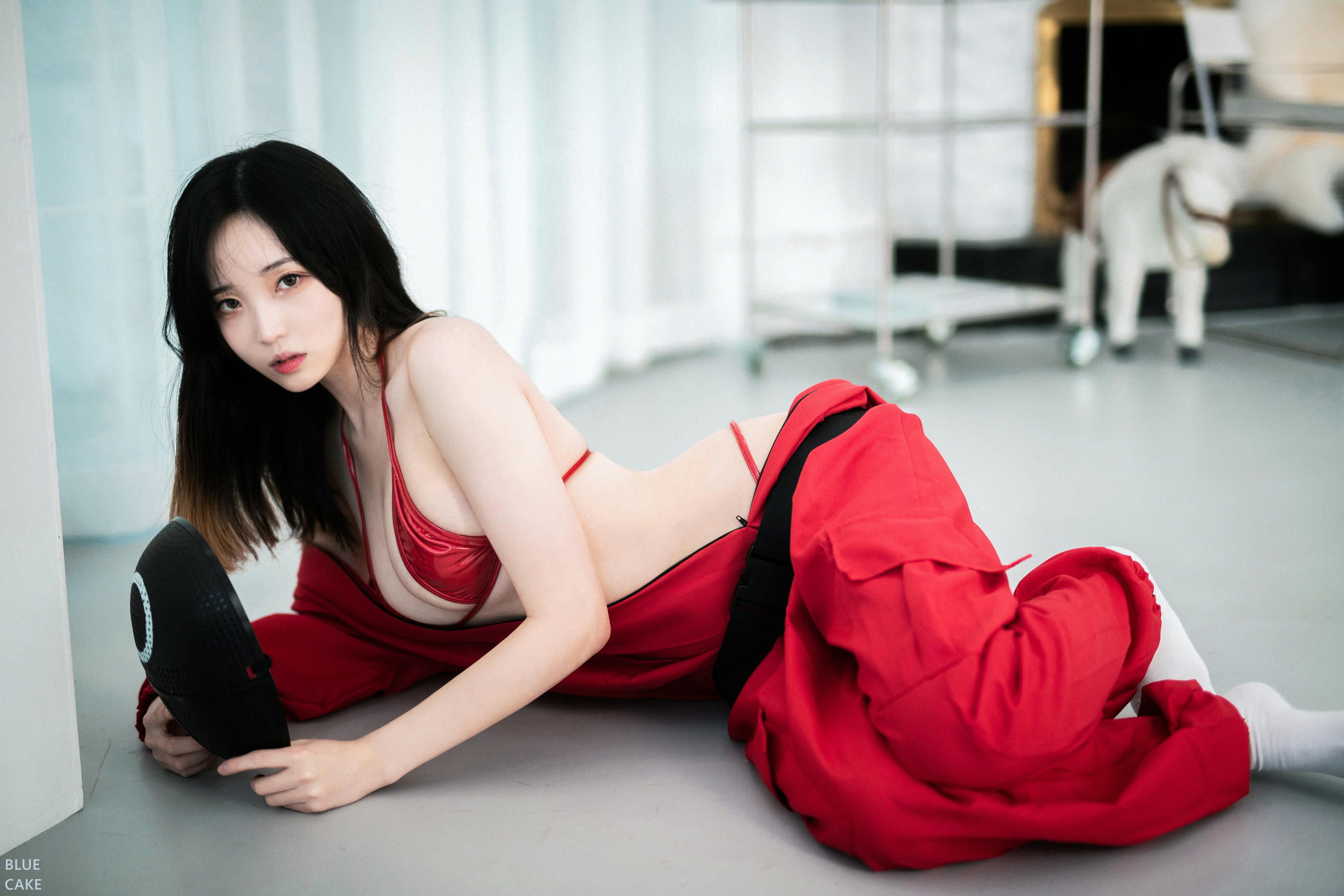 韩国模特孙乐乐-BLUECAKE Vol.0048 Bambi (밤비) & Son Ye-Eun (손예은) - Play Game [124P 1.67GB]_第2集