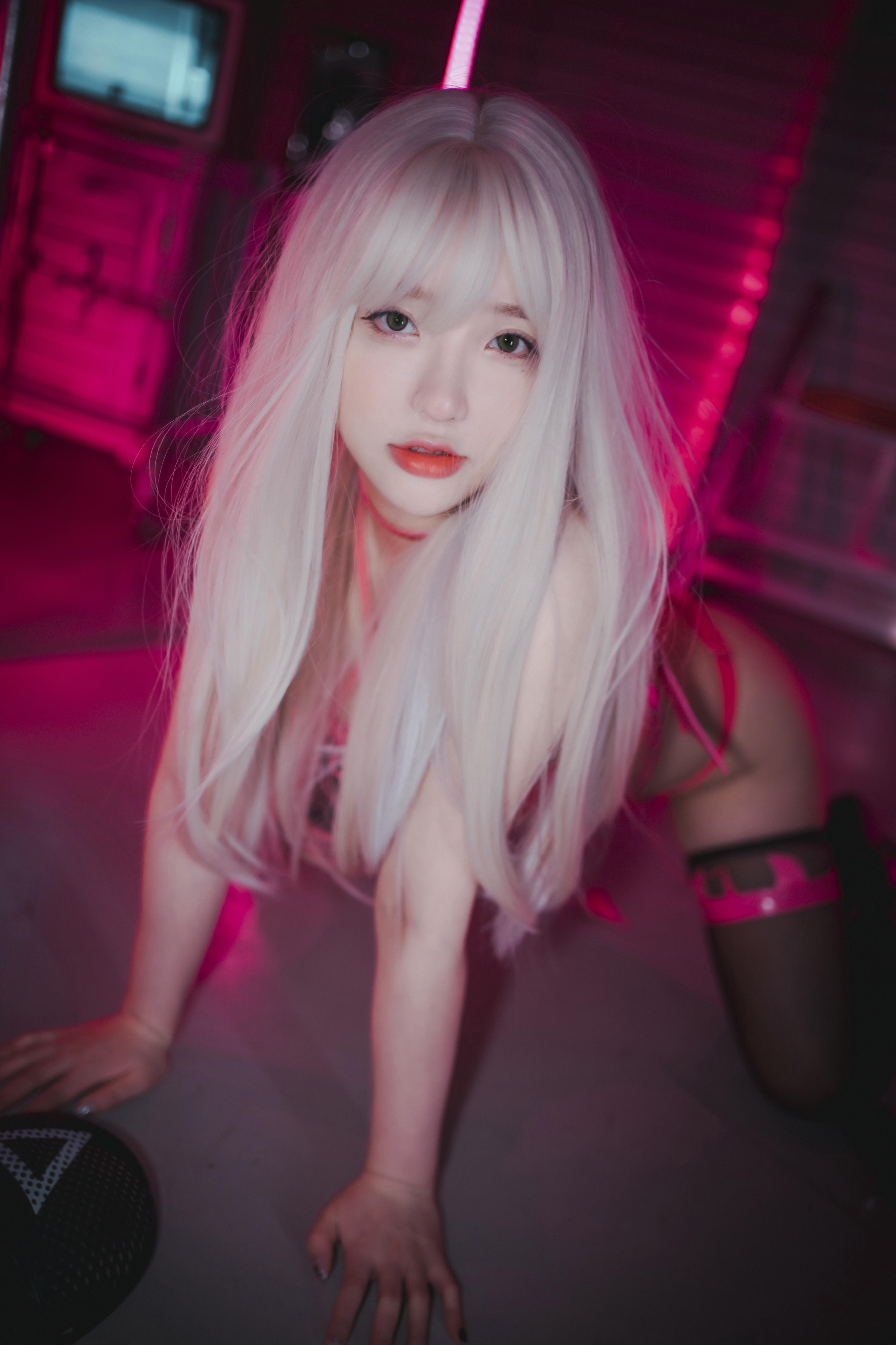 韩国模特孙乐乐-DJAWA Photo Vol.0170_1 - Son Ye-Eun (손예은) [Squid Game] Triangle Soldier 2.0 [143P 2.17GB]-B Version_第1集