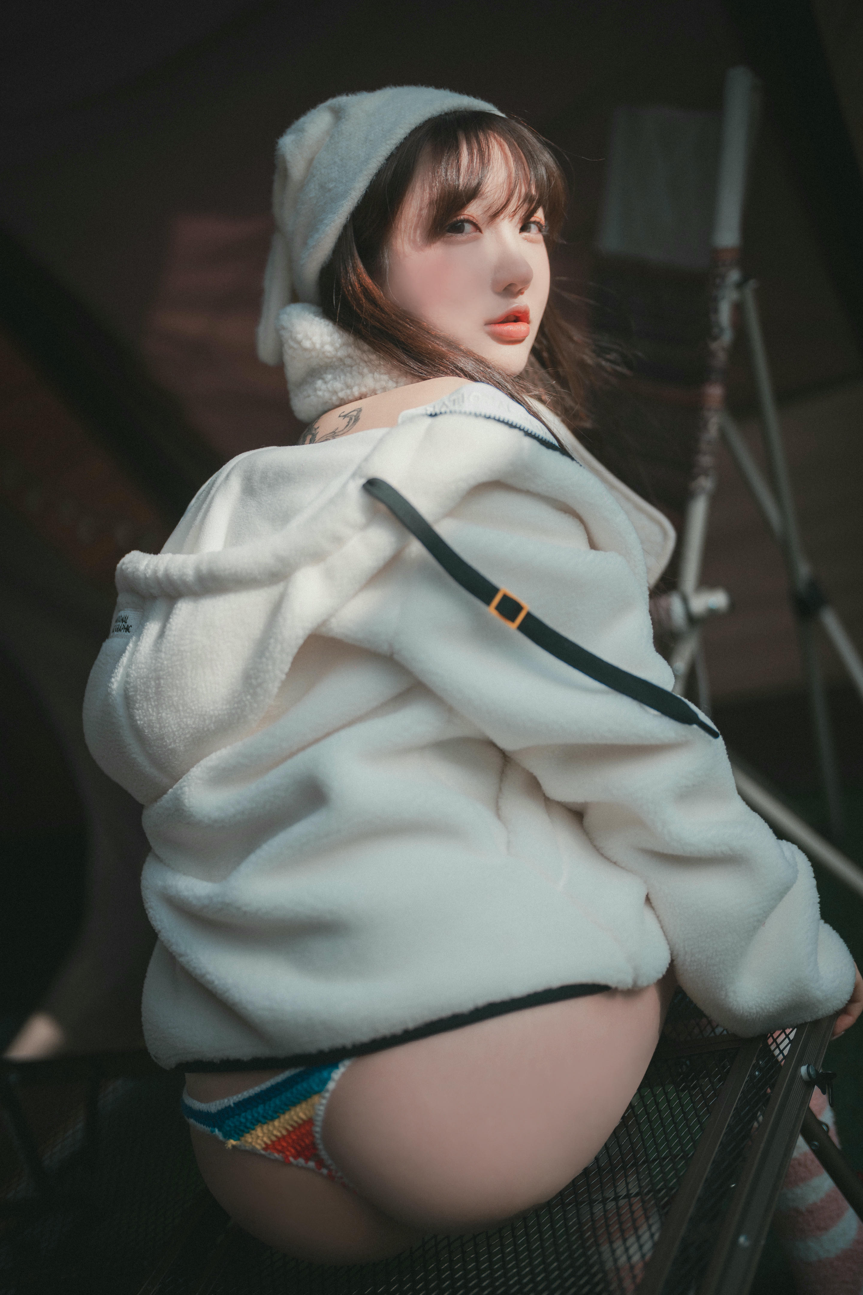 韩国模特孙乐乐-DJAWA Photo Vol.0172 - Romantic Winter Glamping - Son Ye-Eun (손예은) [100P-1.92GB]-A_version_第2集
