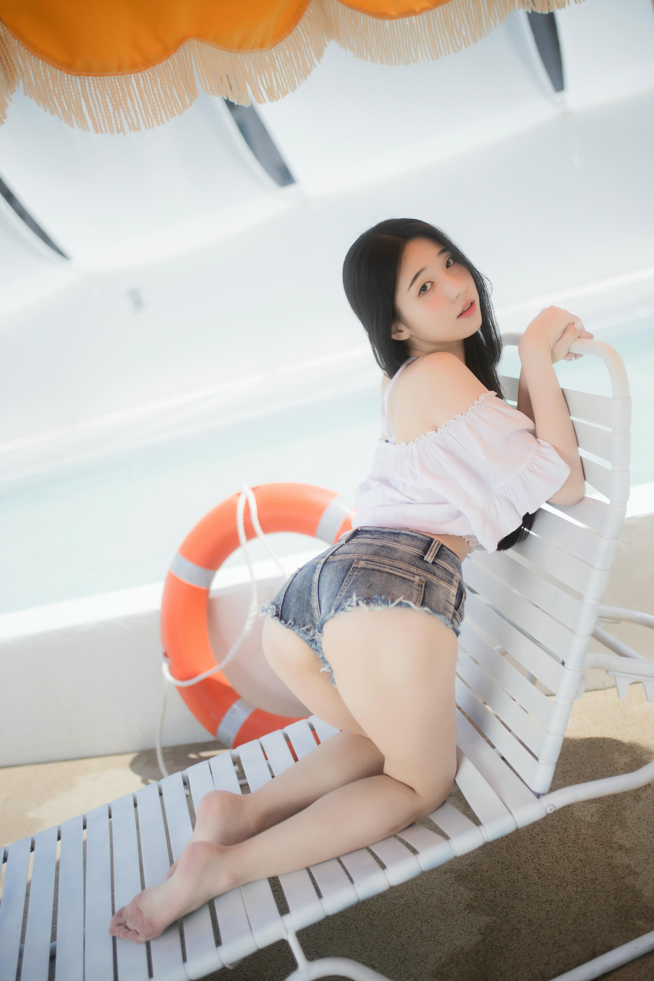 李妍宇-Yeon Woo NO.024 Mini Photobook [18P 222MB]_第1集