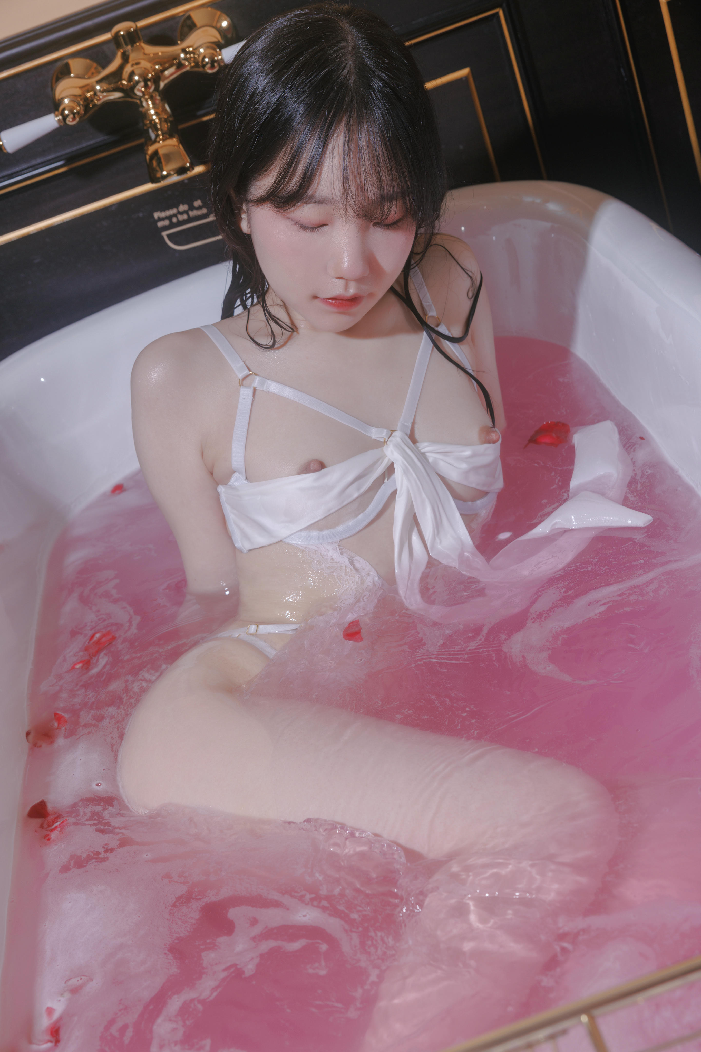 韩国模特-Yeri NO.012 SWEETBOX 36.5 ℃ 01 [53P+1V／1.55GB]_第3集