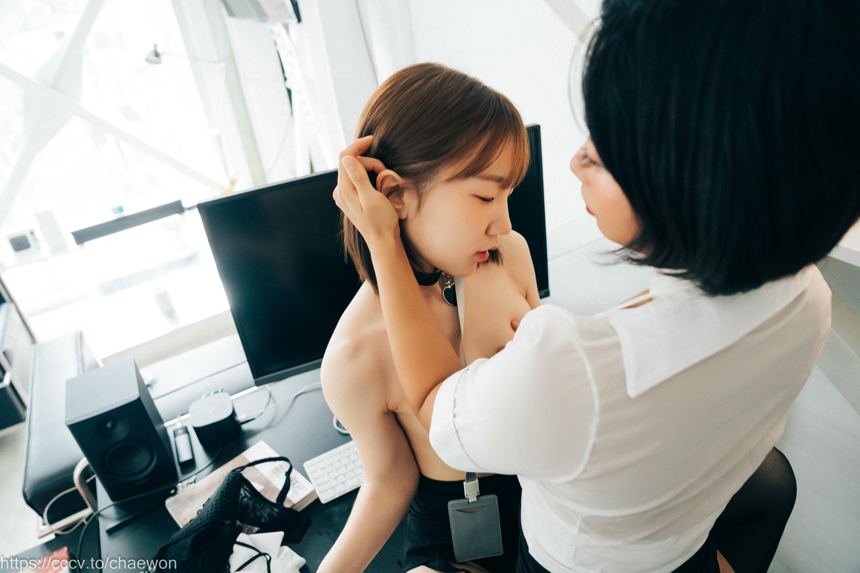 韩国模特-Yeri NO.022 Loozy & Botty Queen Office Master [199P+6V／3.72GB]_第4集