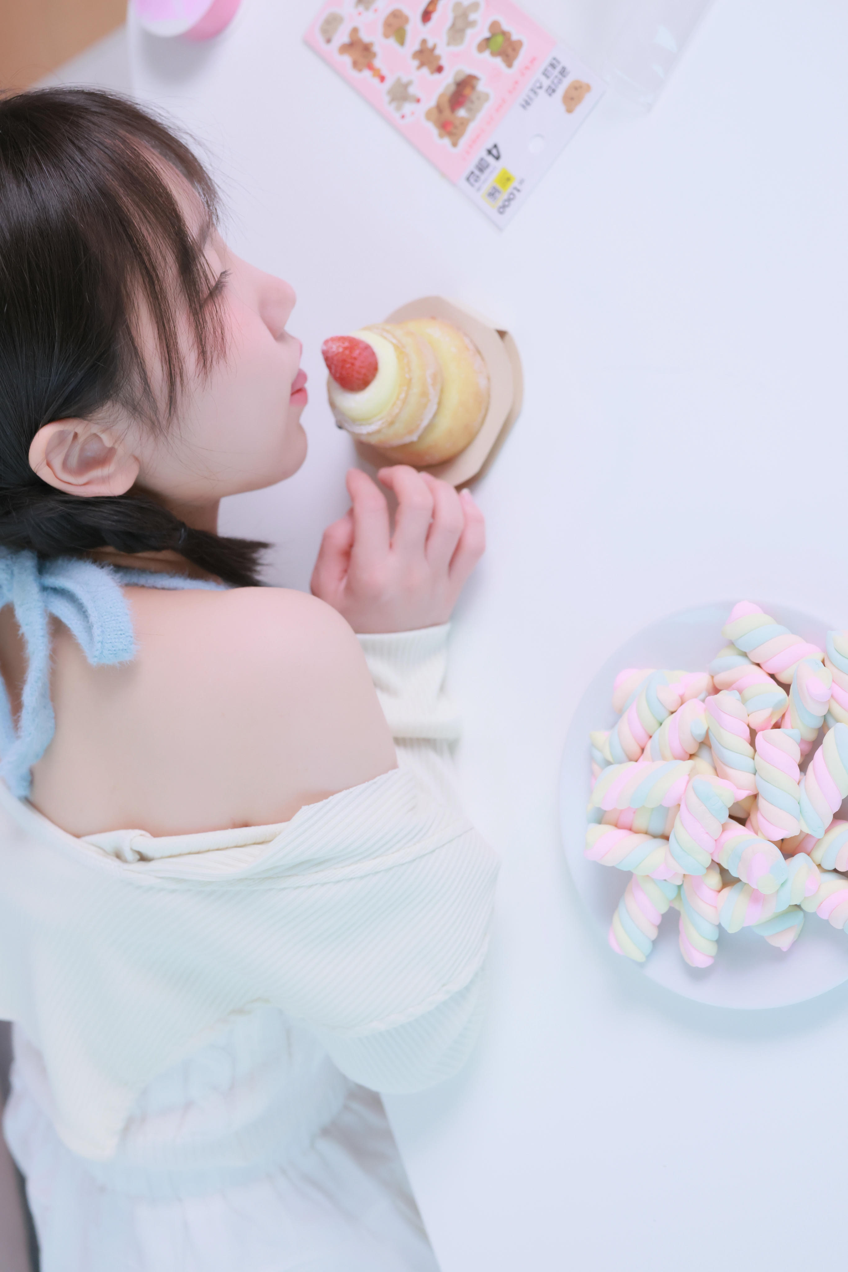 韩国模特-Yeri NO.028 SWEETBOX SWTB Vol.25 Yeri [69P+2V／2.18GB]_第1集