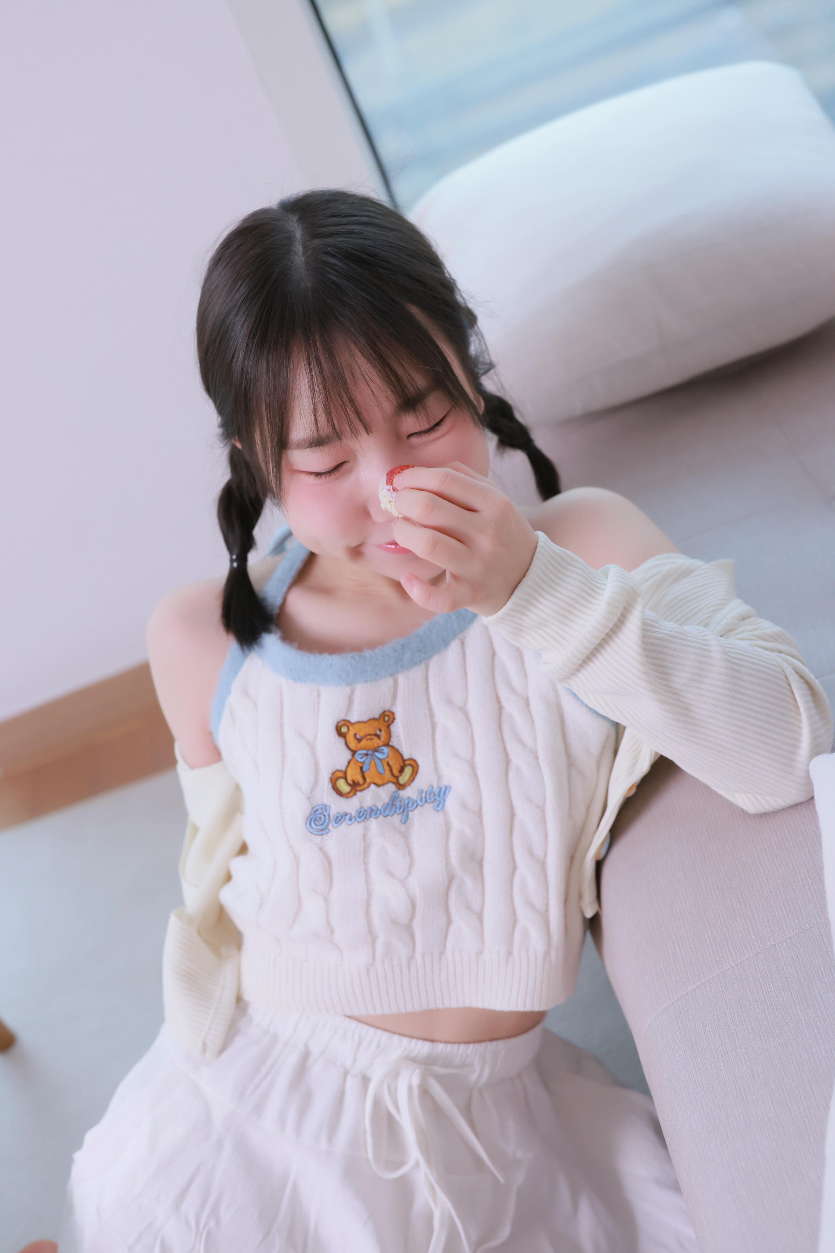 韩国模特-Yeri NO.028 SWEETBOX SWTB Vol.25 Yeri [69P+2V／2.18GB]_第1集