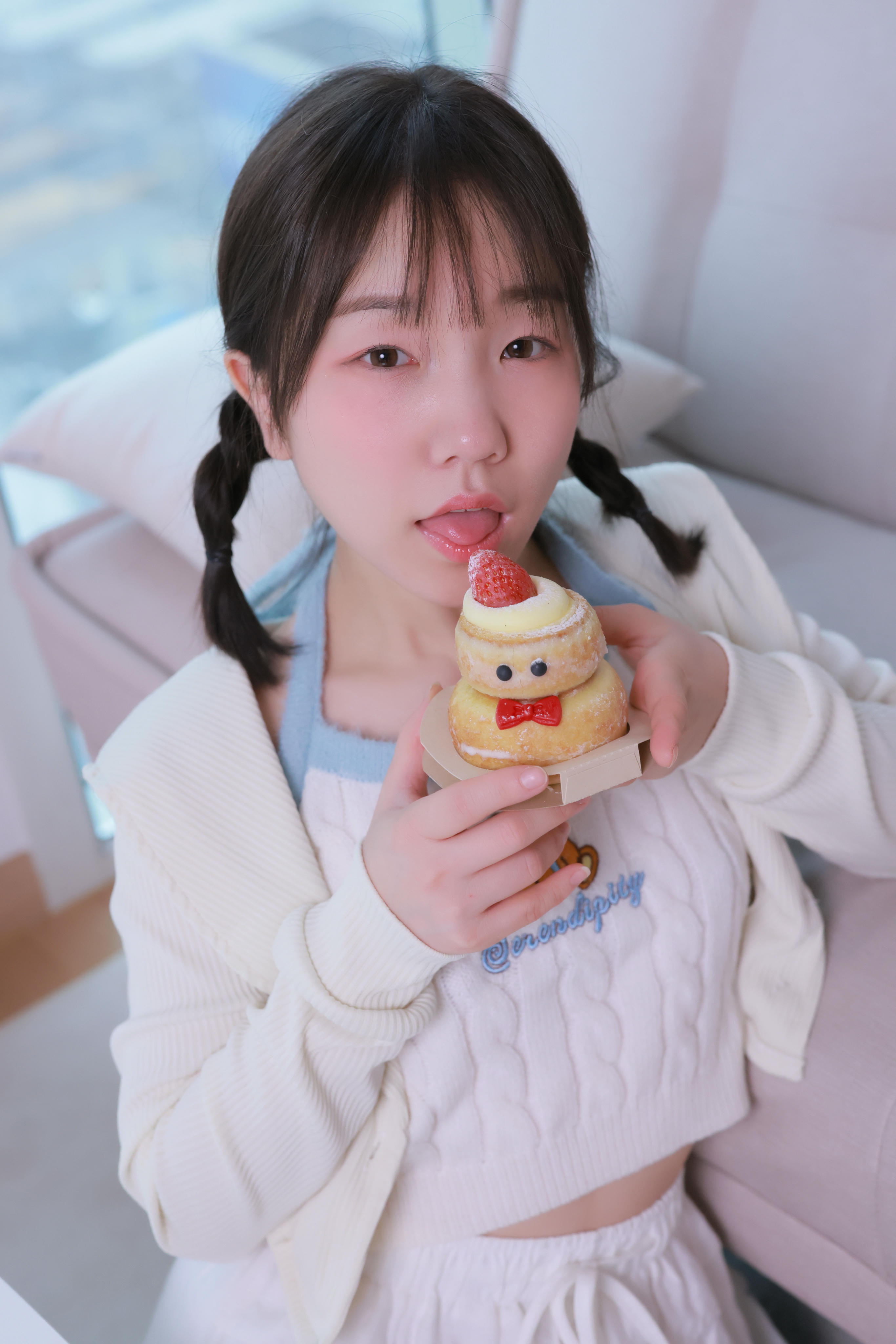 韩国模特-Yeri NO.028 SWEETBOX SWTB Vol.25 Yeri [69P+2V／2.18GB]_第1集