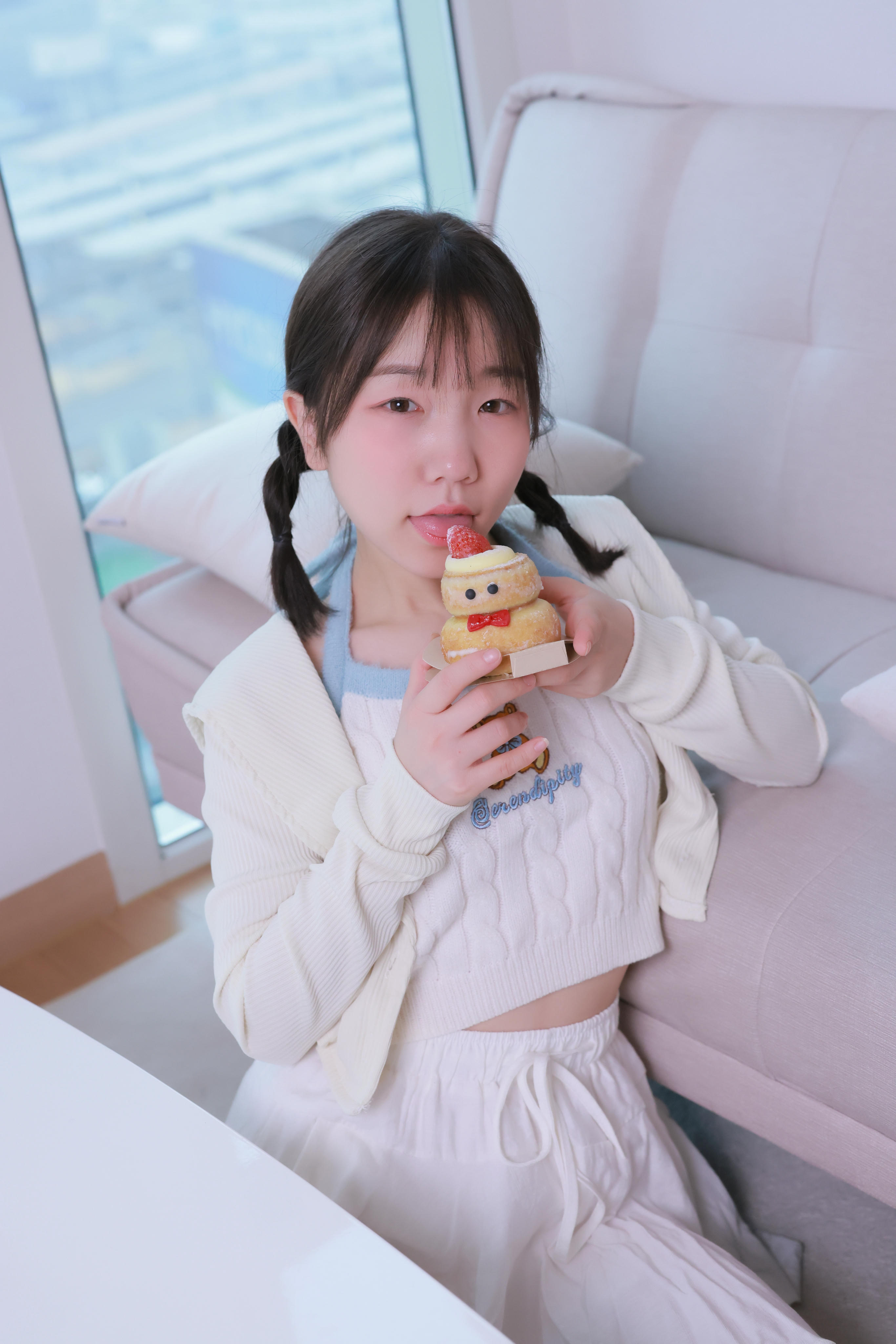 韩国模特-Yeri NO.028 SWEETBOX SWTB Vol.25 Yeri [69P+2V／2.18GB]_第1集
