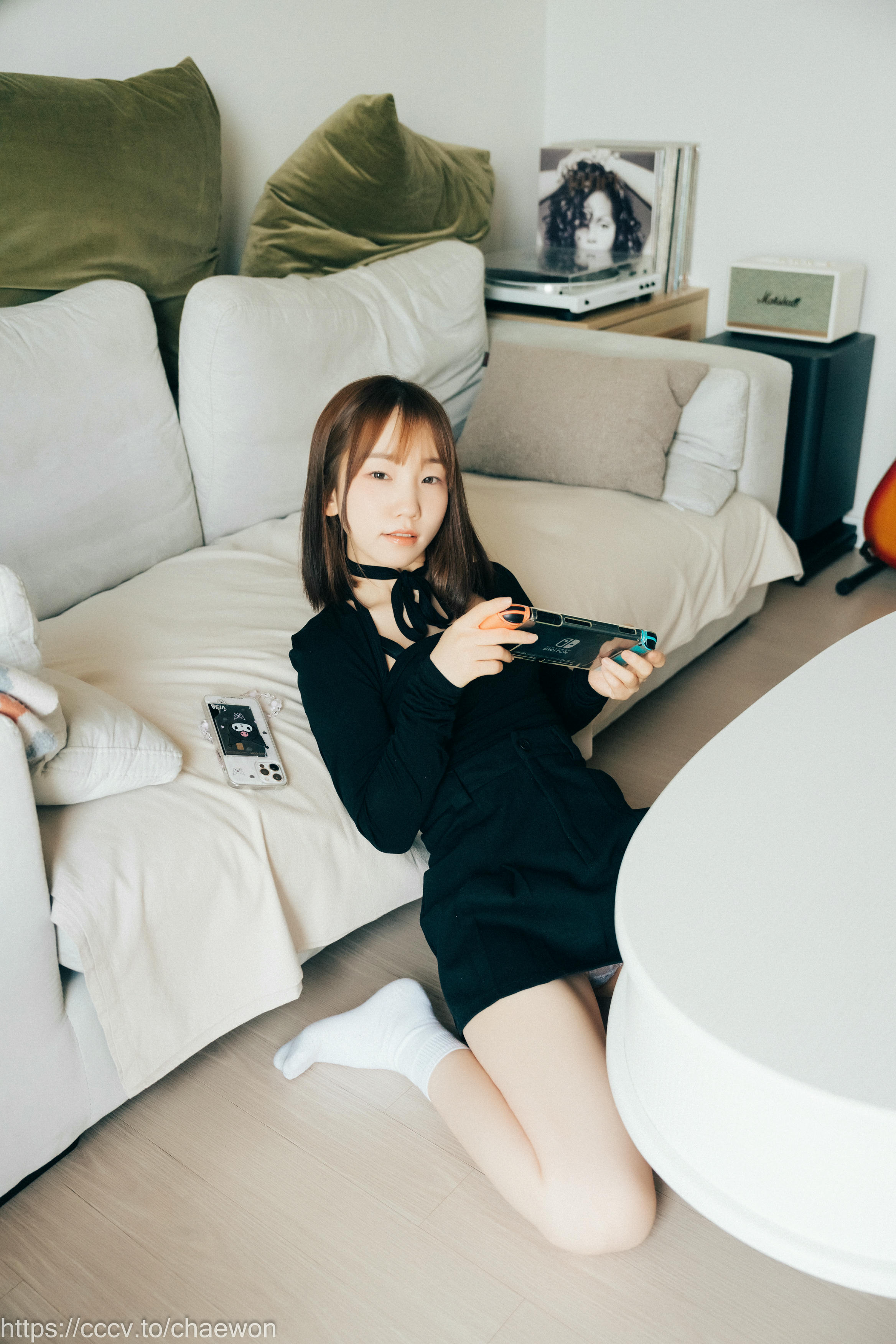 韩国模特-Yeri NO.035 Loozy Yeri Visitor [131P2V-3.83GB]_第1集