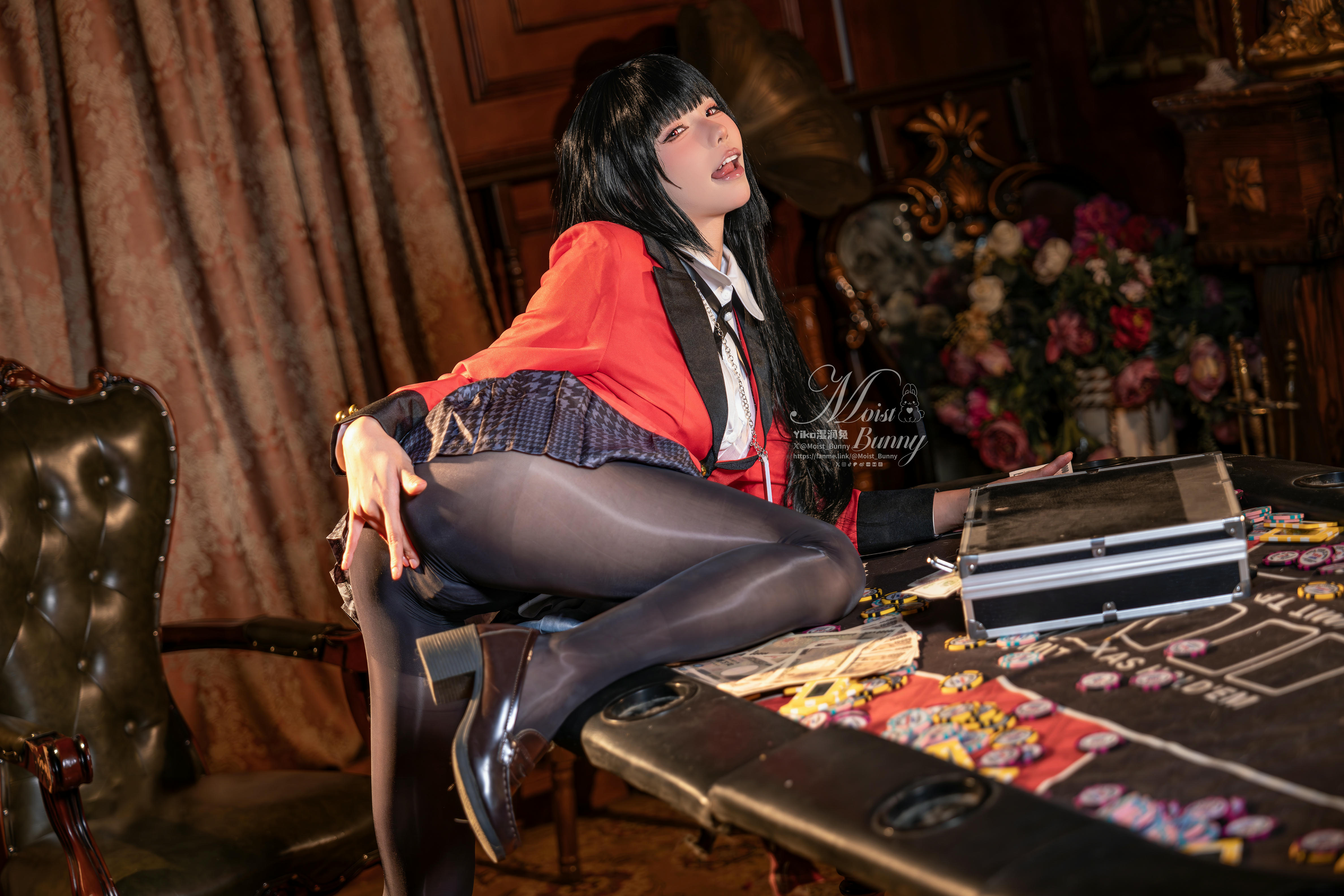 Yiko湿润兔 NO.200 24.12月作品『狂赌之梦』[90P1V 2.73GB]_第1集