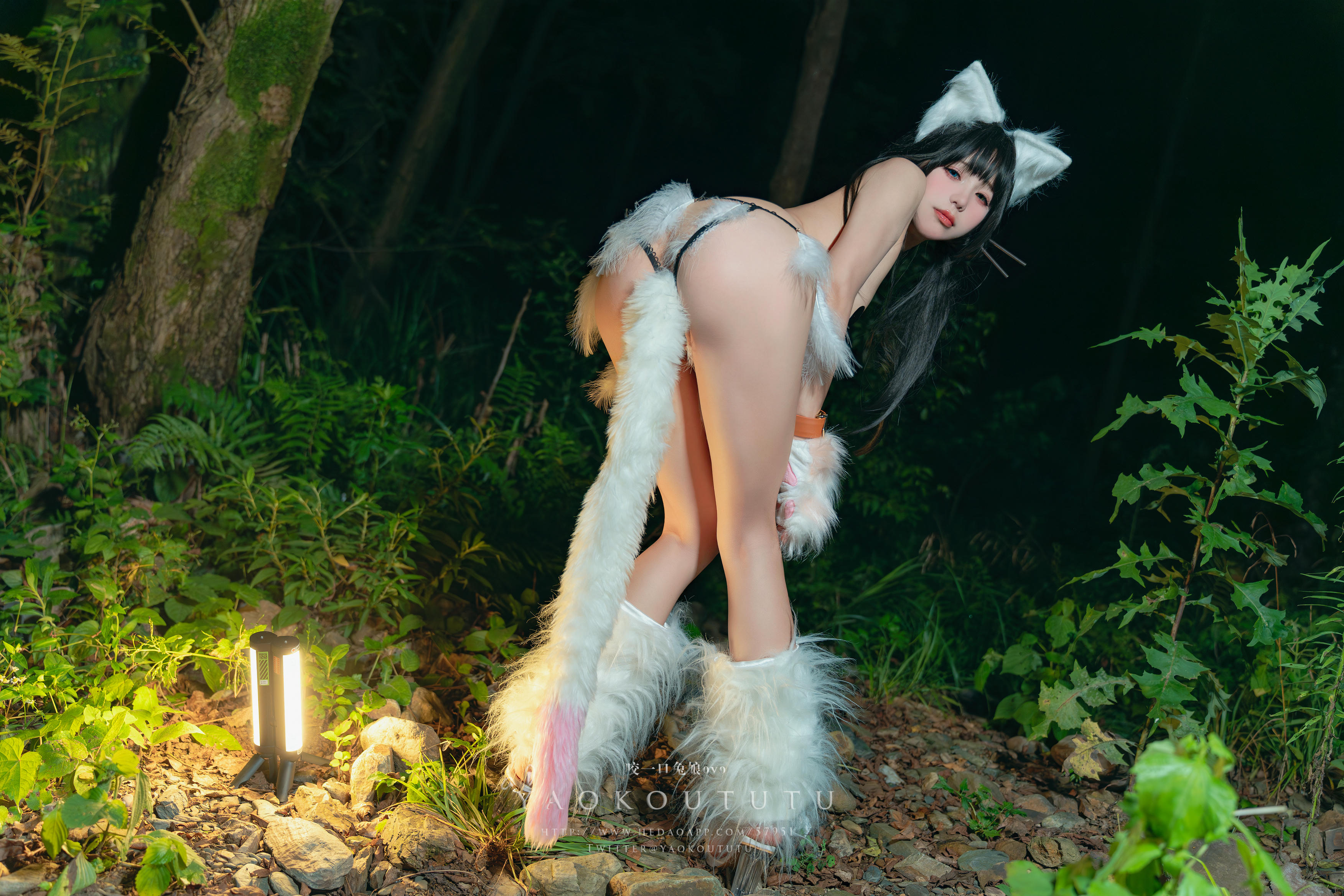 黏黏团子兔 NO.082 咬一口兔娘ovo 八月订阅『狐灵』LIKEY [55P1V 1.25GB]_第2集