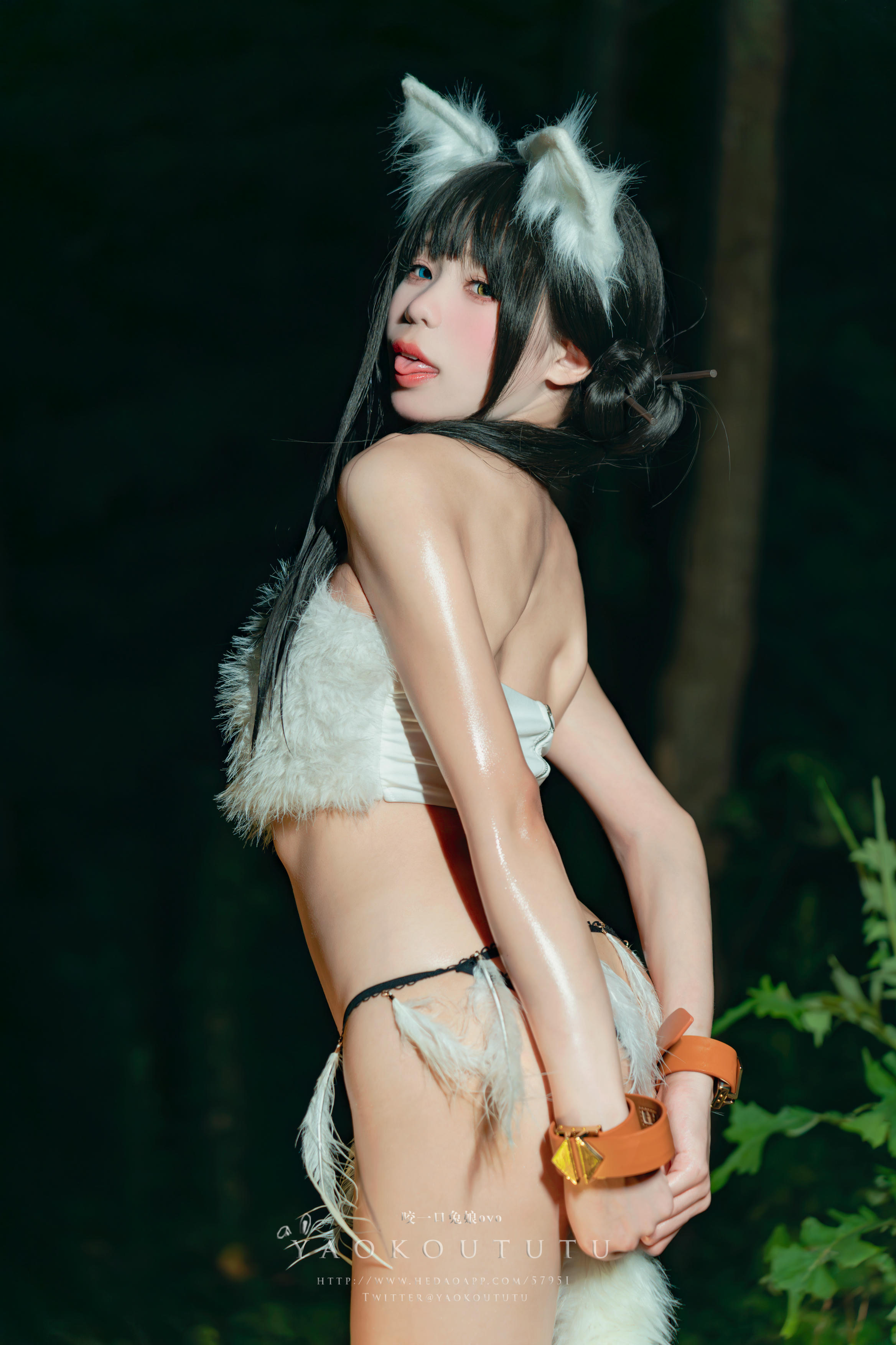 黏黏团子兔 NO.082 咬一口兔娘ovo 八月订阅『狐灵』LIKEY [55P1V 1.25GB]_第3集