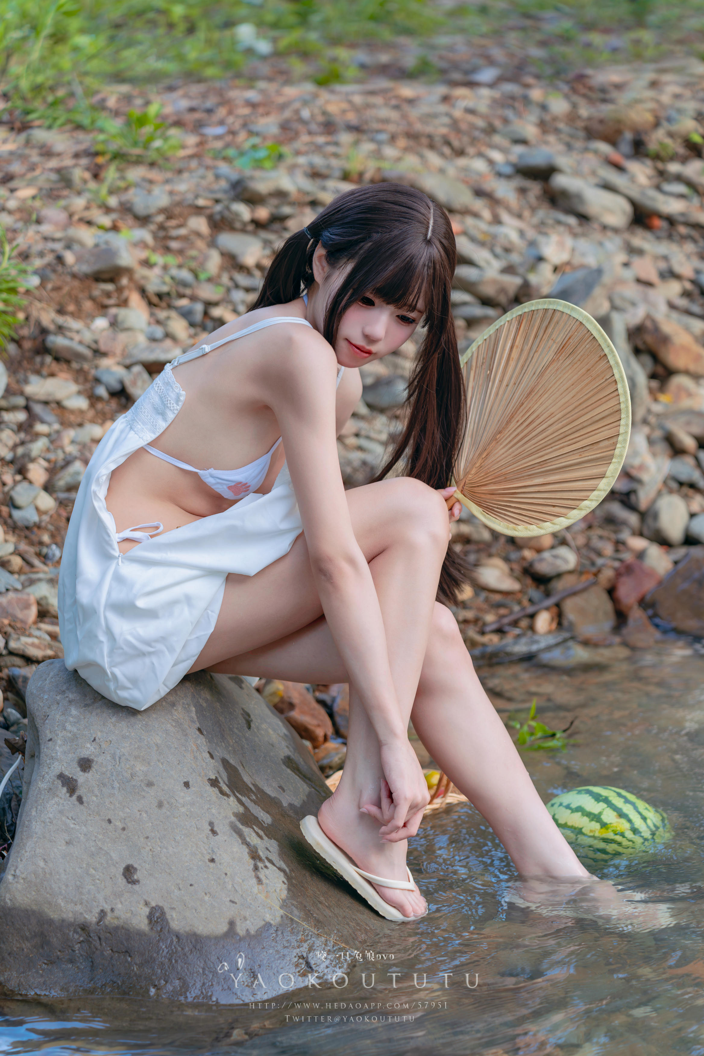 黏黏团子兔 NO.083 咬一口兔娘ovo 八月订阅『溯溪之夏』恋爱循环 [60P1V 1.25GB]_第2集