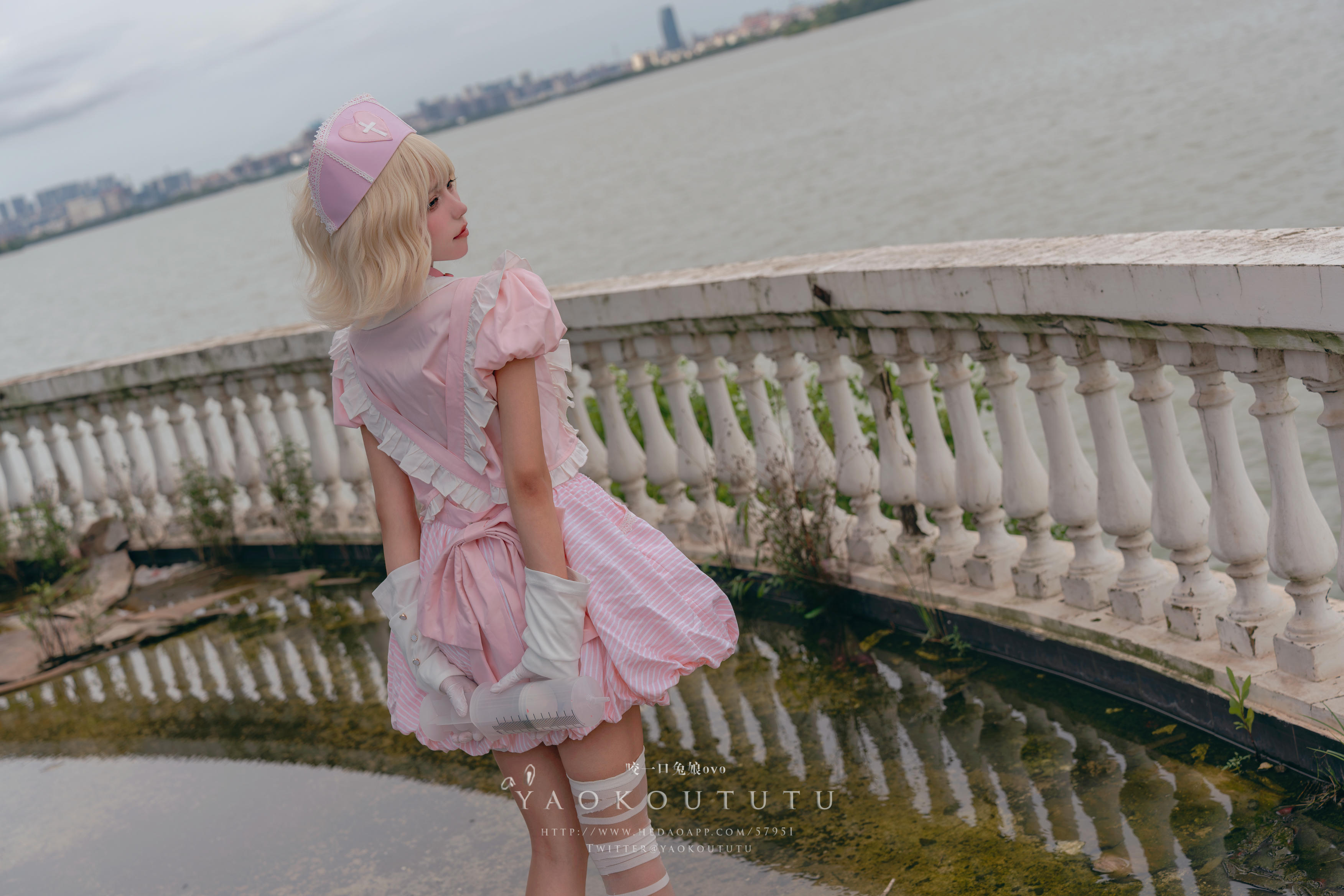 黏黏团子兔 NO.084 咬一口兔娘ovo 八月订阅『遗失病栋』小花仙 [53P1V 1GB]_第1集