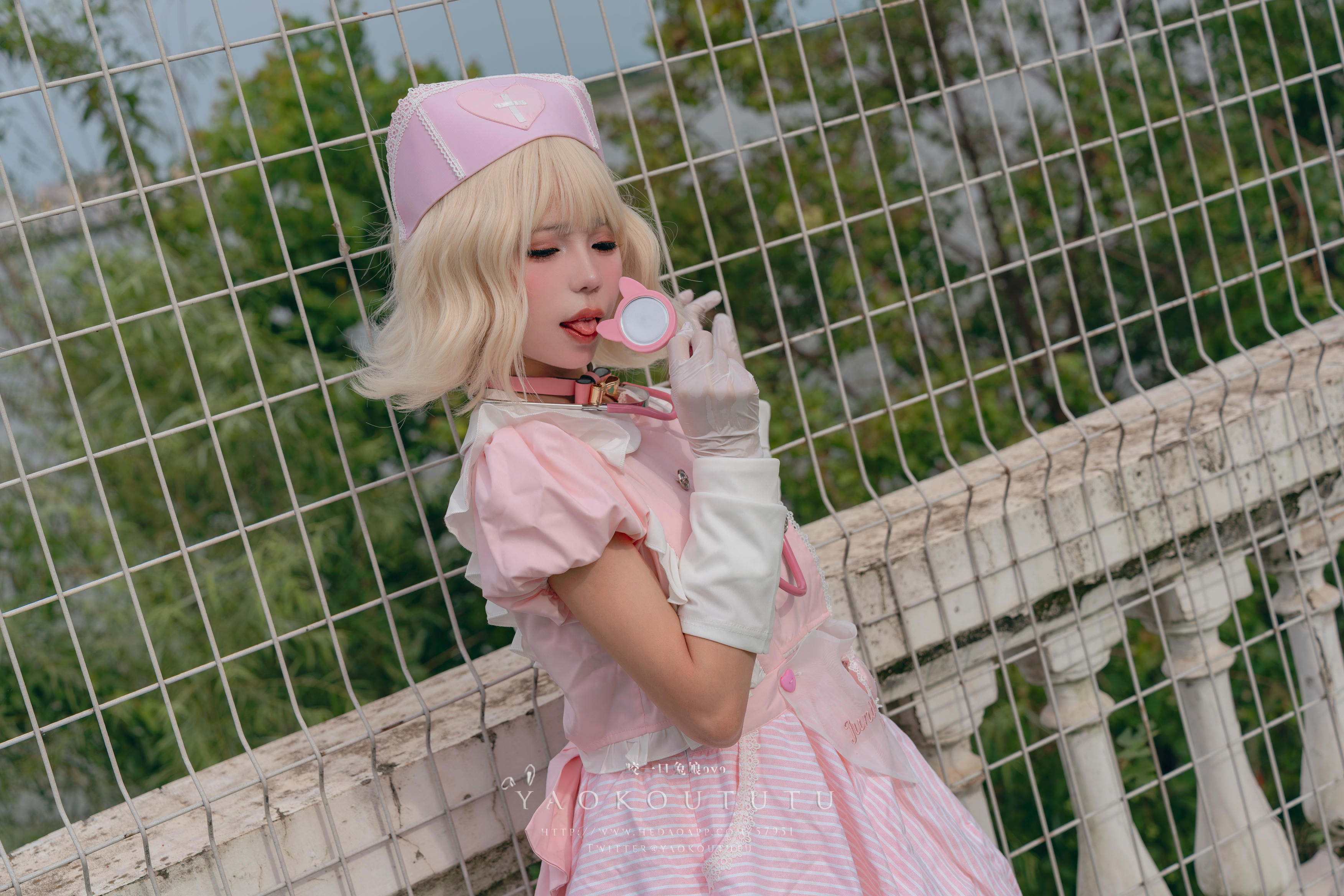 黏黏团子兔 NO.084 咬一口兔娘ovo 八月订阅『遗失病栋』小花仙 [53P1V 1GB]_第1集