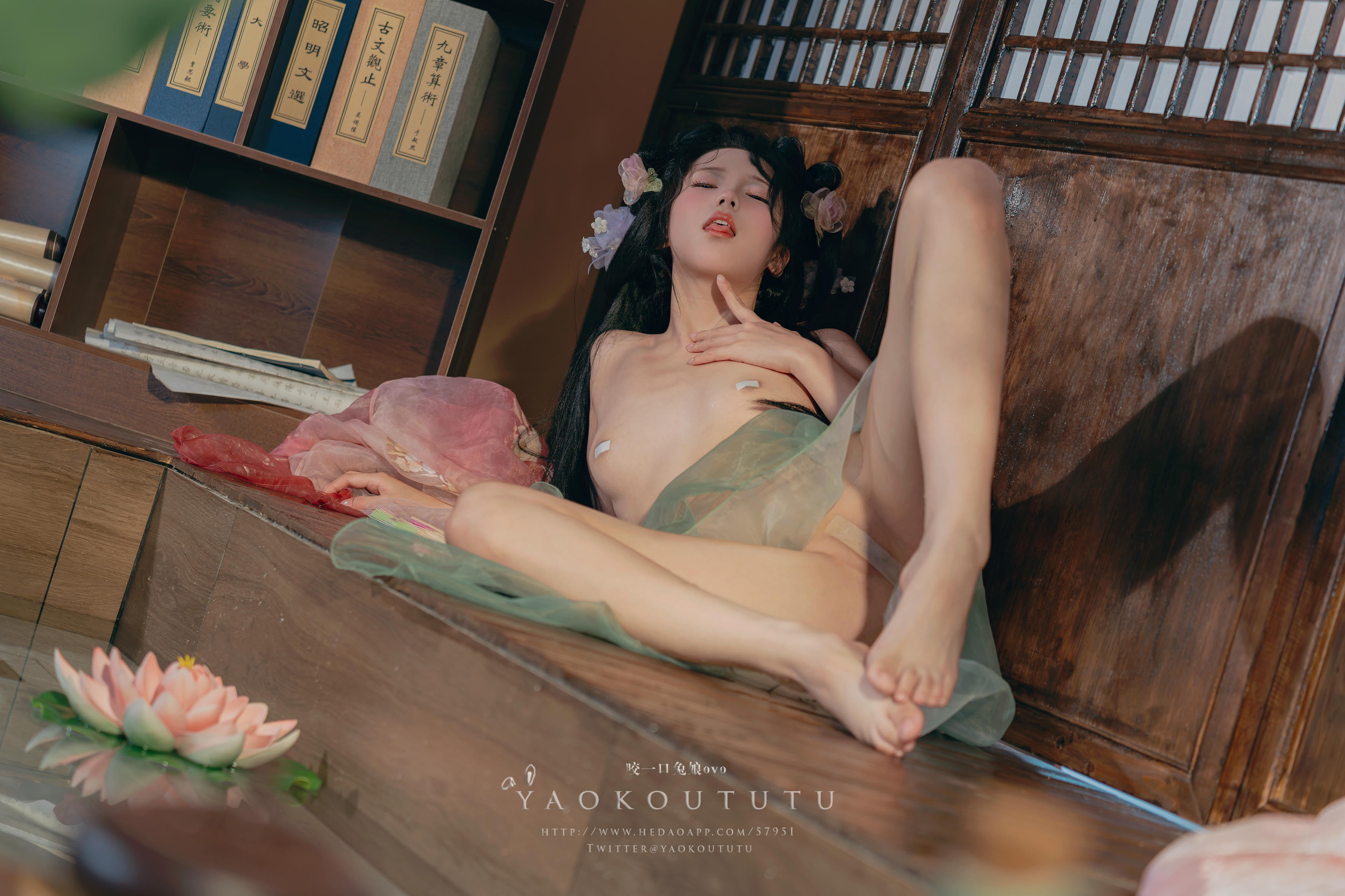 黏黏团子兔 NO.086 咬一口兔娘ovo 八月订阅『醉倒荷塘边』游园惊梦 [49P1V 1.13GB]_第2集