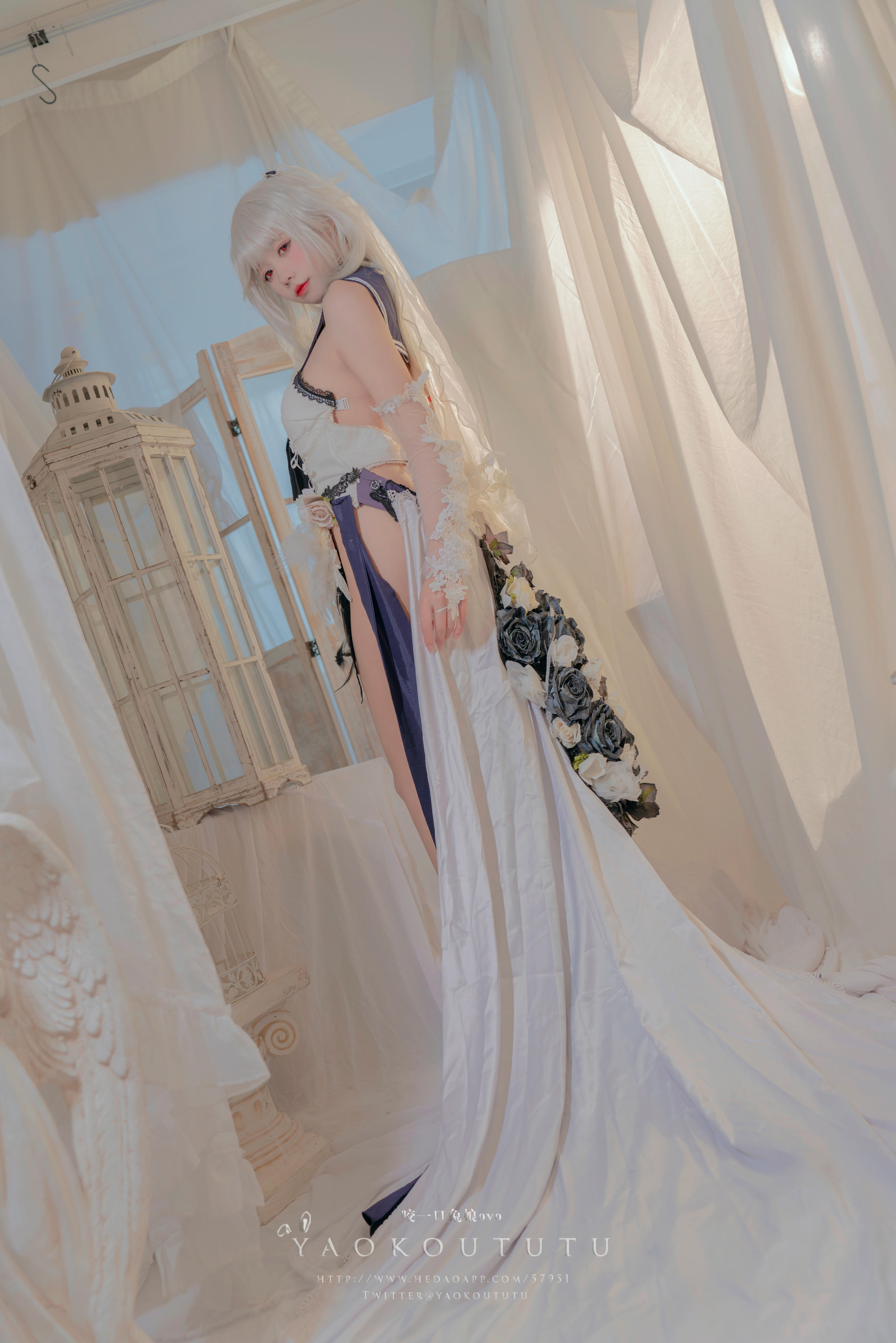 黏黏团子兔 NO.097 咬一口兔娘ovo 九月T3专属特典『梳妆的大小姐-可畏』[57P 925MB]_第2集