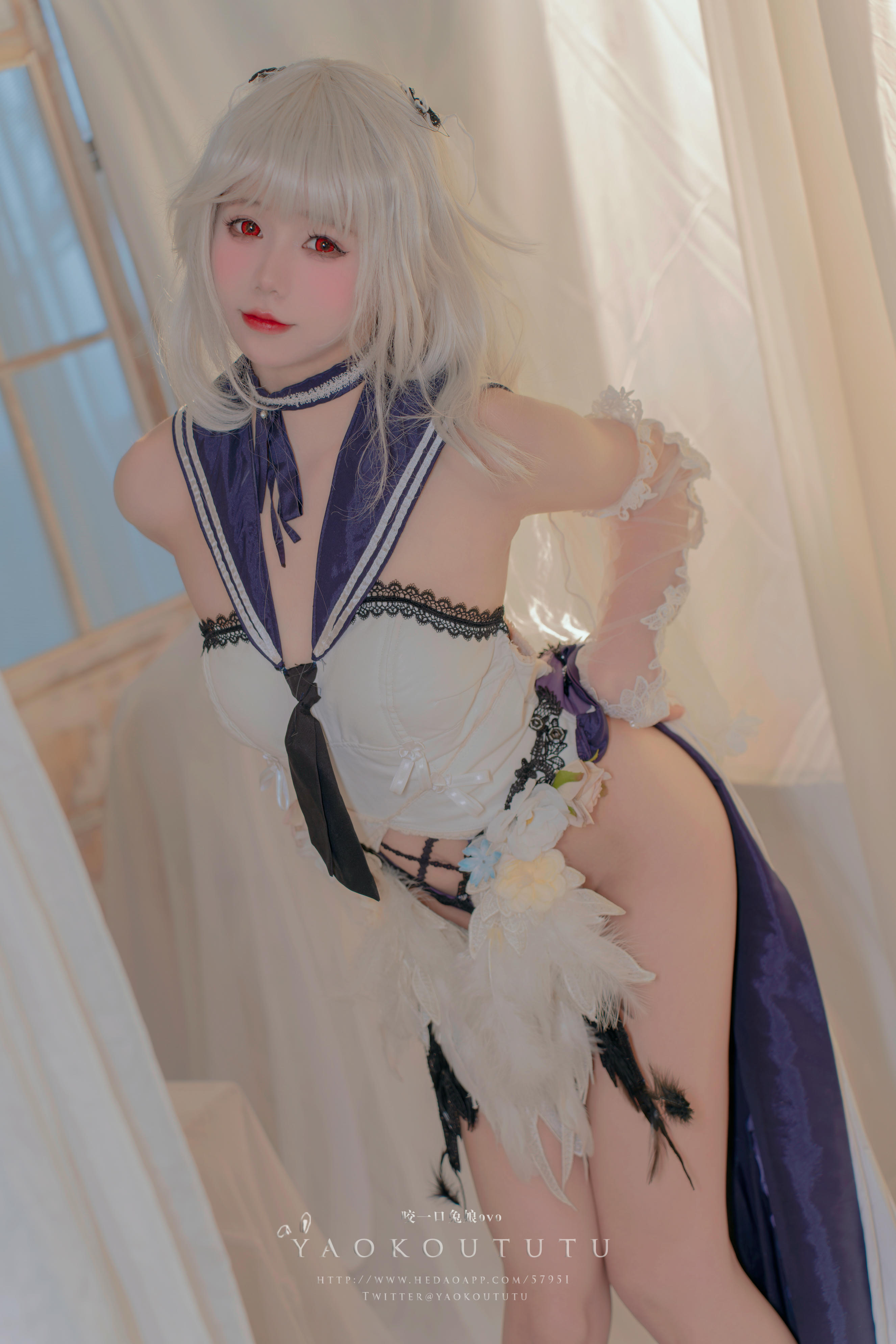 黏黏团子兔 NO.097 咬一口兔娘ovo 九月T3专属特典『梳妆的大小姐-可畏』[57P 925MB]_第2集