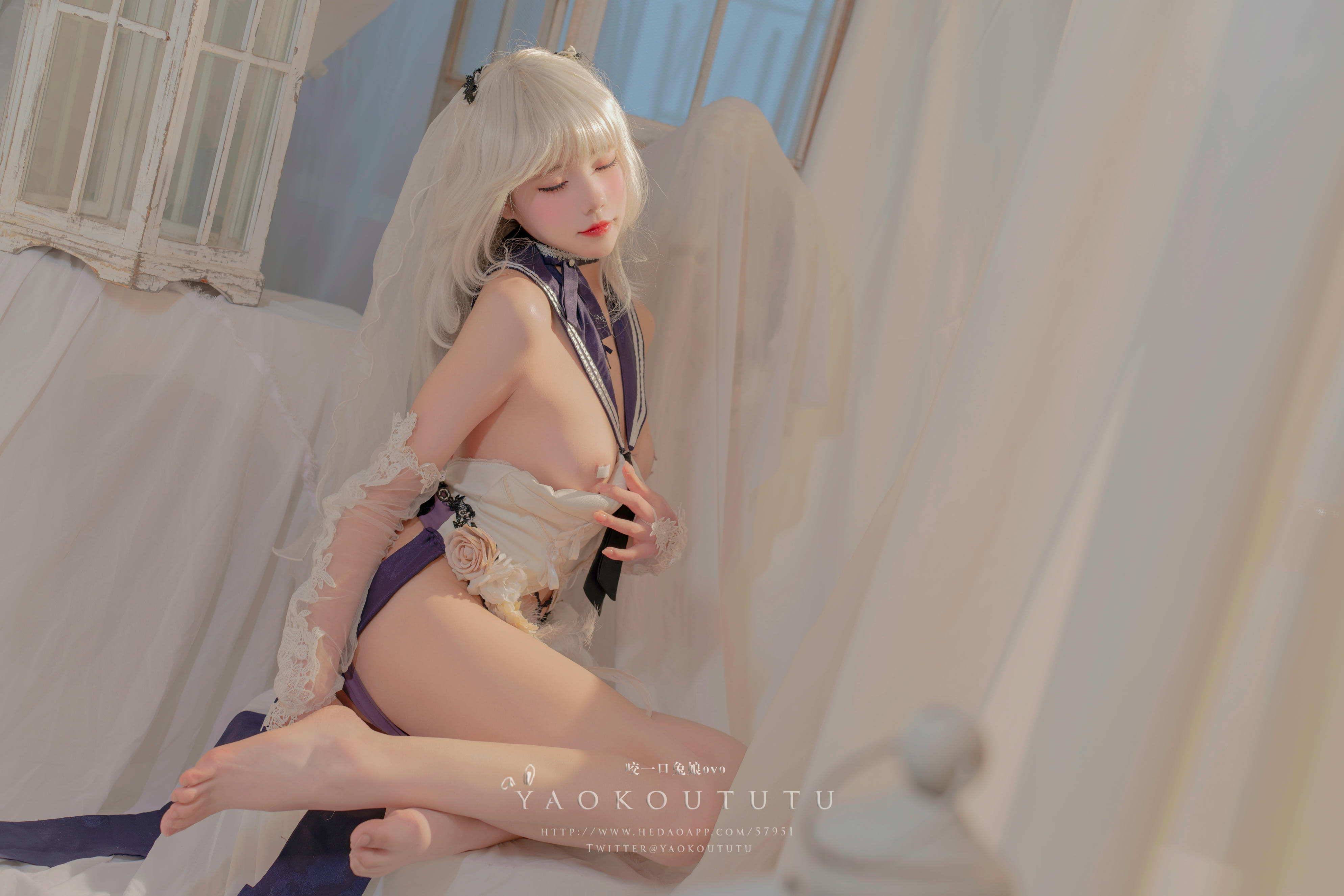 黏黏团子兔 NO.097 咬一口兔娘ovo 九月T3专属特典『梳妆的大小姐-可畏』[57P 925MB]_第3集