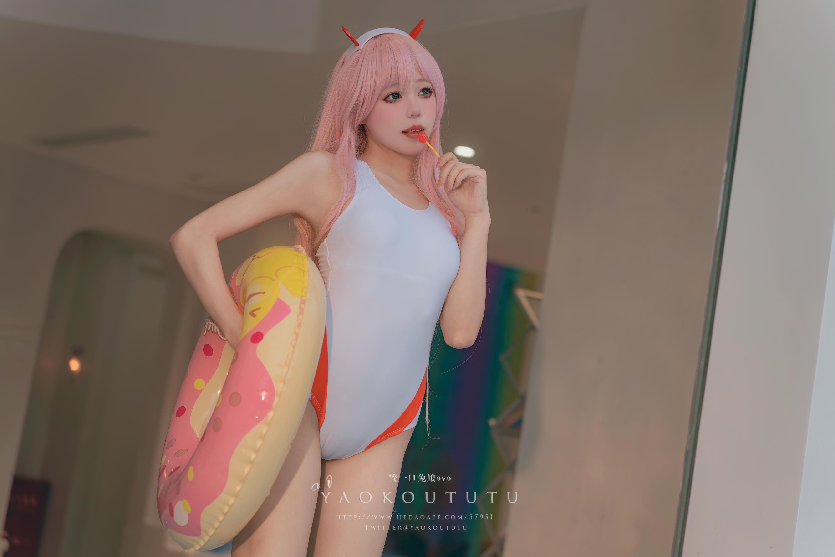 黏黏团子兔 NO.100 咬一口兔娘ovo『国家队02泳装』Pretty [58P+1V 1GB]_第2集