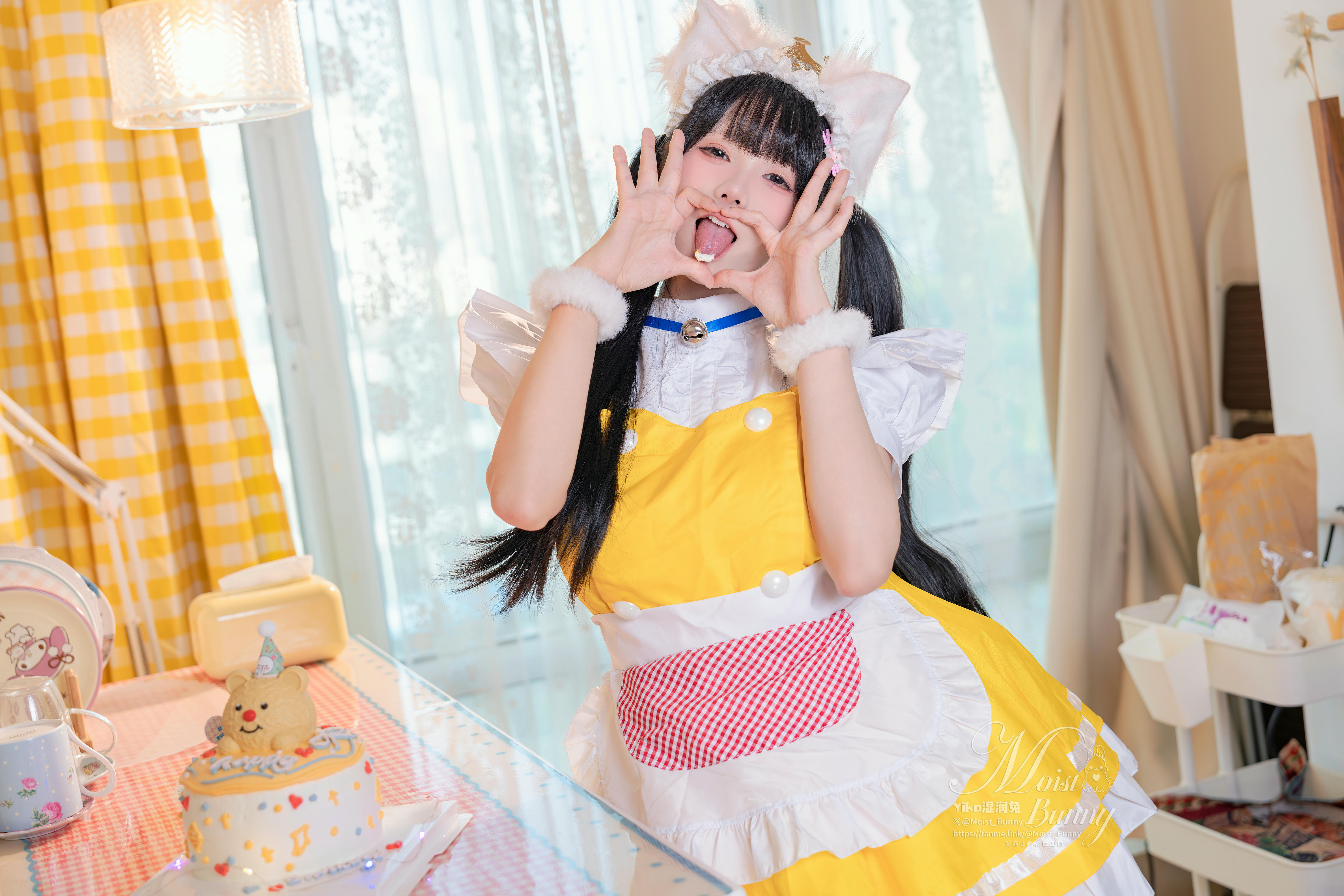 Yiko湿润兔 NO.202 诞生日限定 『兔子味蛋糕』[114P3V 2.95G]_第1集