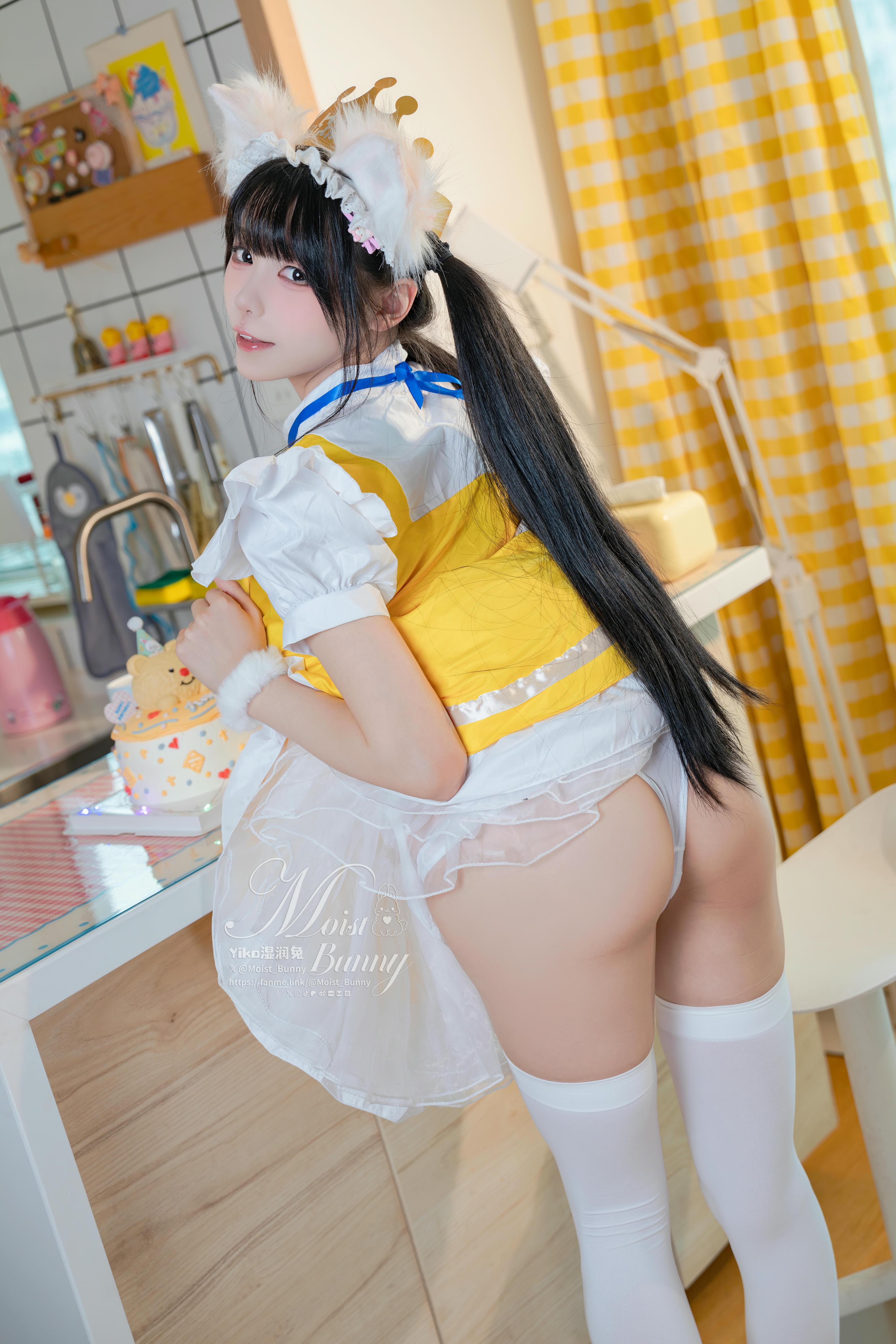 Yiko湿润兔 NO.202 诞生日限定 『兔子味蛋糕』[114P3V 2.95G]_第1集