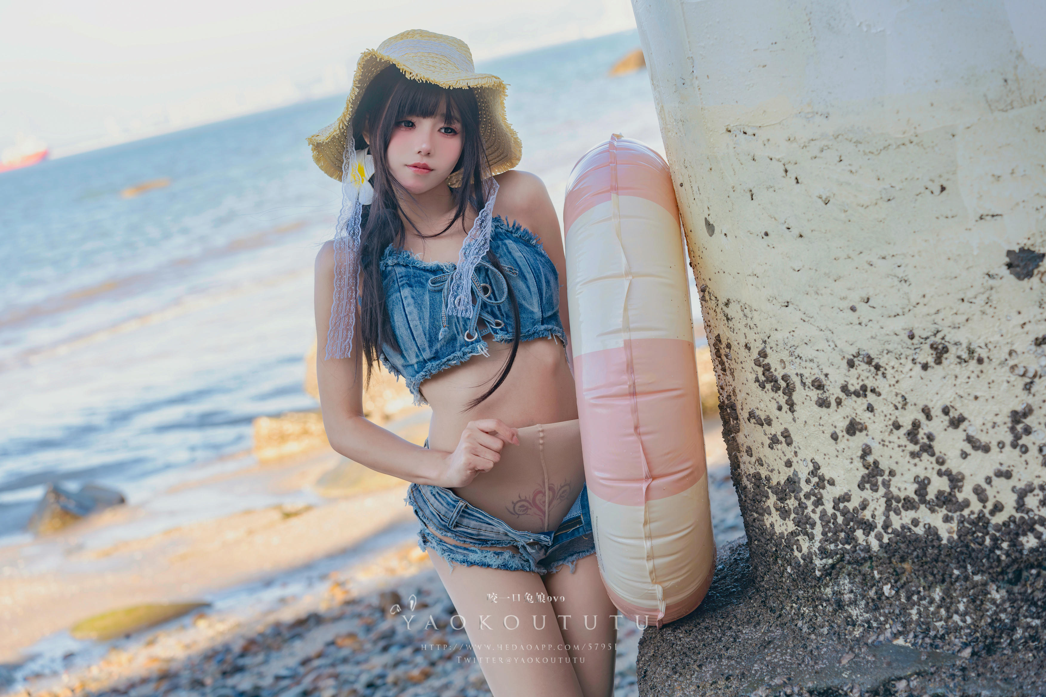 黏黏团子兔 NO.101 咬一口兔娘ovo『海の夏日』Shotgun [83P1V 1.44GB]_第1集