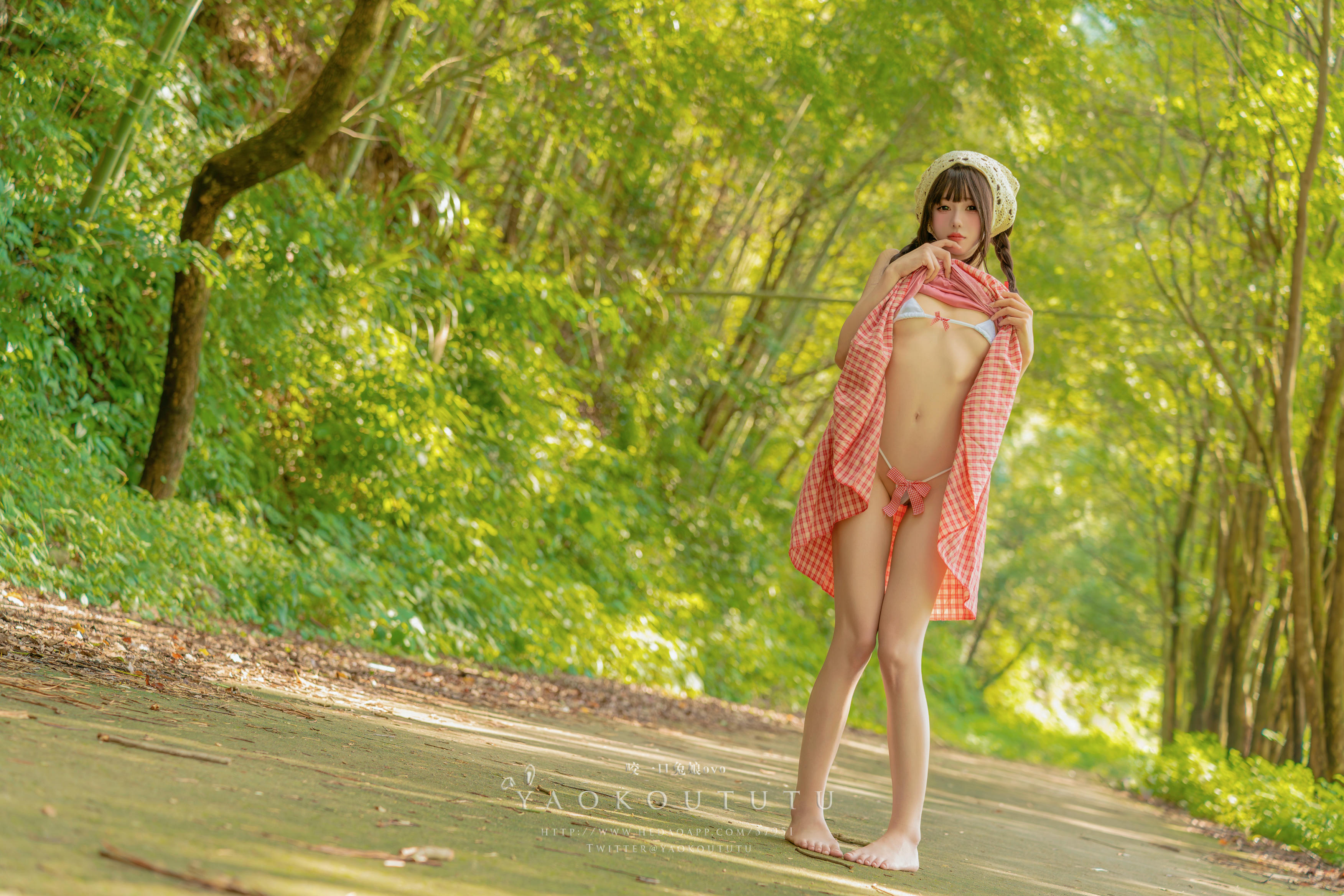 黏黏团子兔 NO.102 咬一口兔娘ovo『绿野茶会』Lovesick girls [69P1V 1.35GB]_第2集