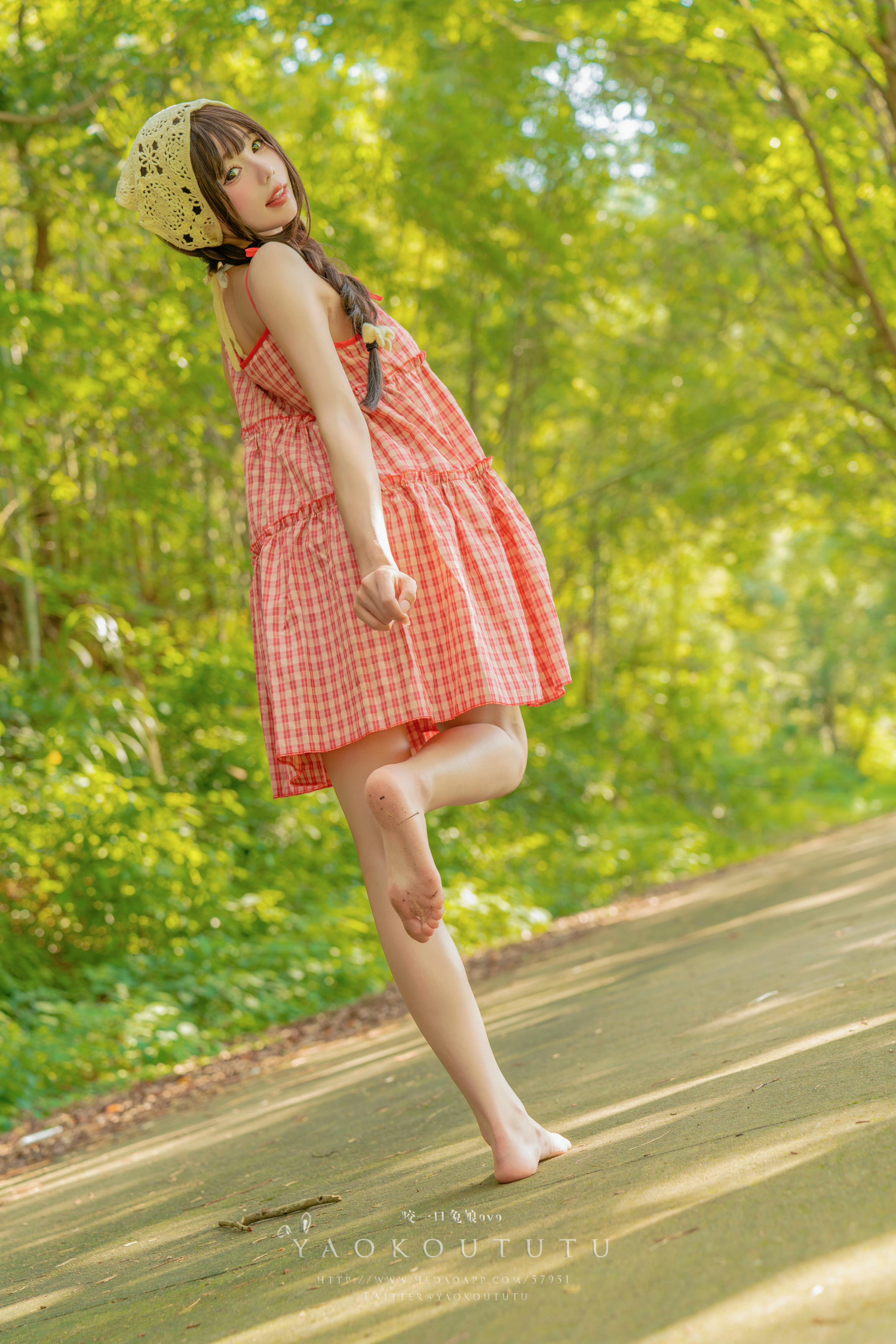 黏黏团子兔 NO.102 咬一口兔娘ovo『绿野茶会』Lovesick girls [69P1V 1.35GB]_第2集