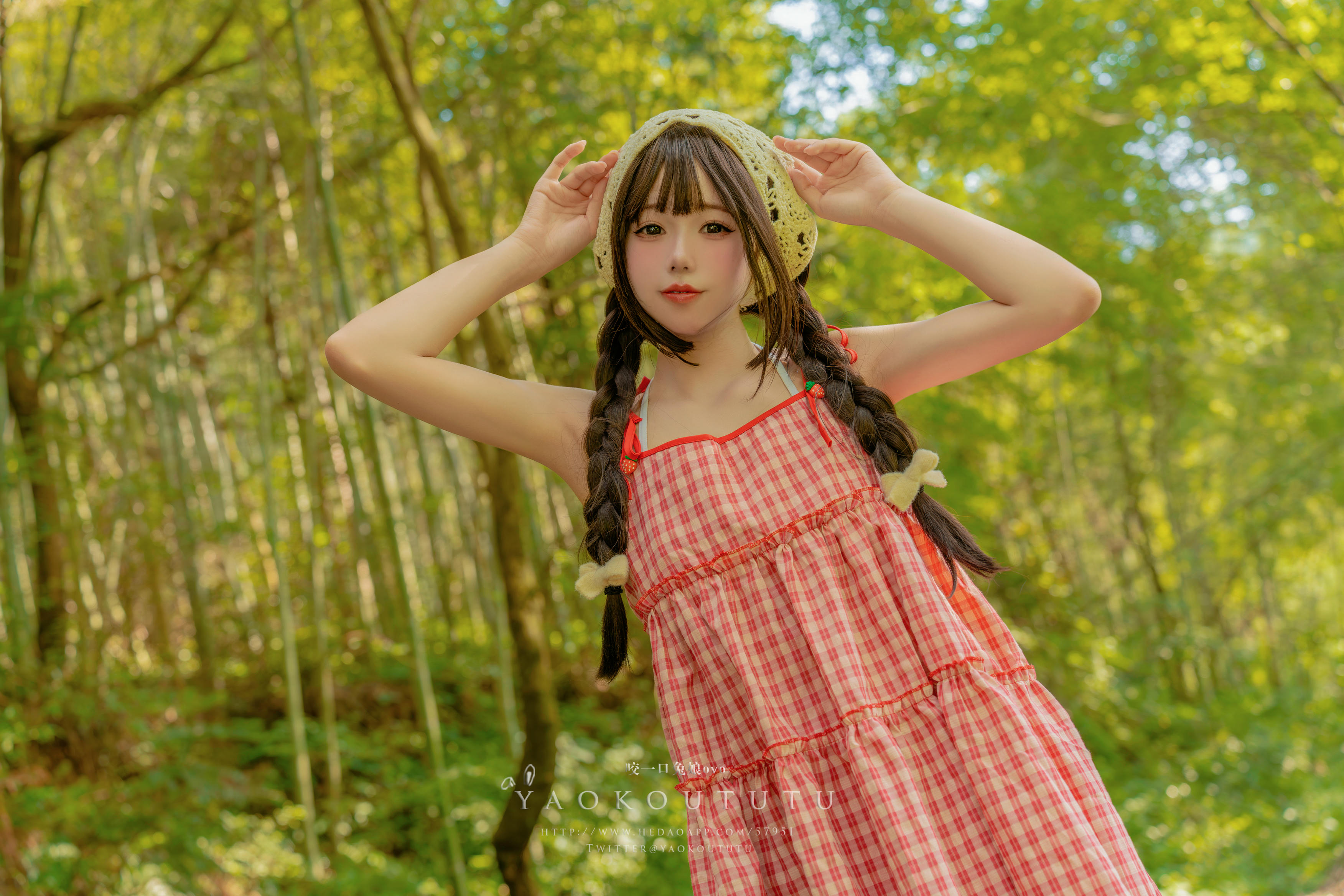 黏黏团子兔 NO.102 咬一口兔娘ovo『绿野茶会』Lovesick girls [69P1V 1.35GB]_第2集