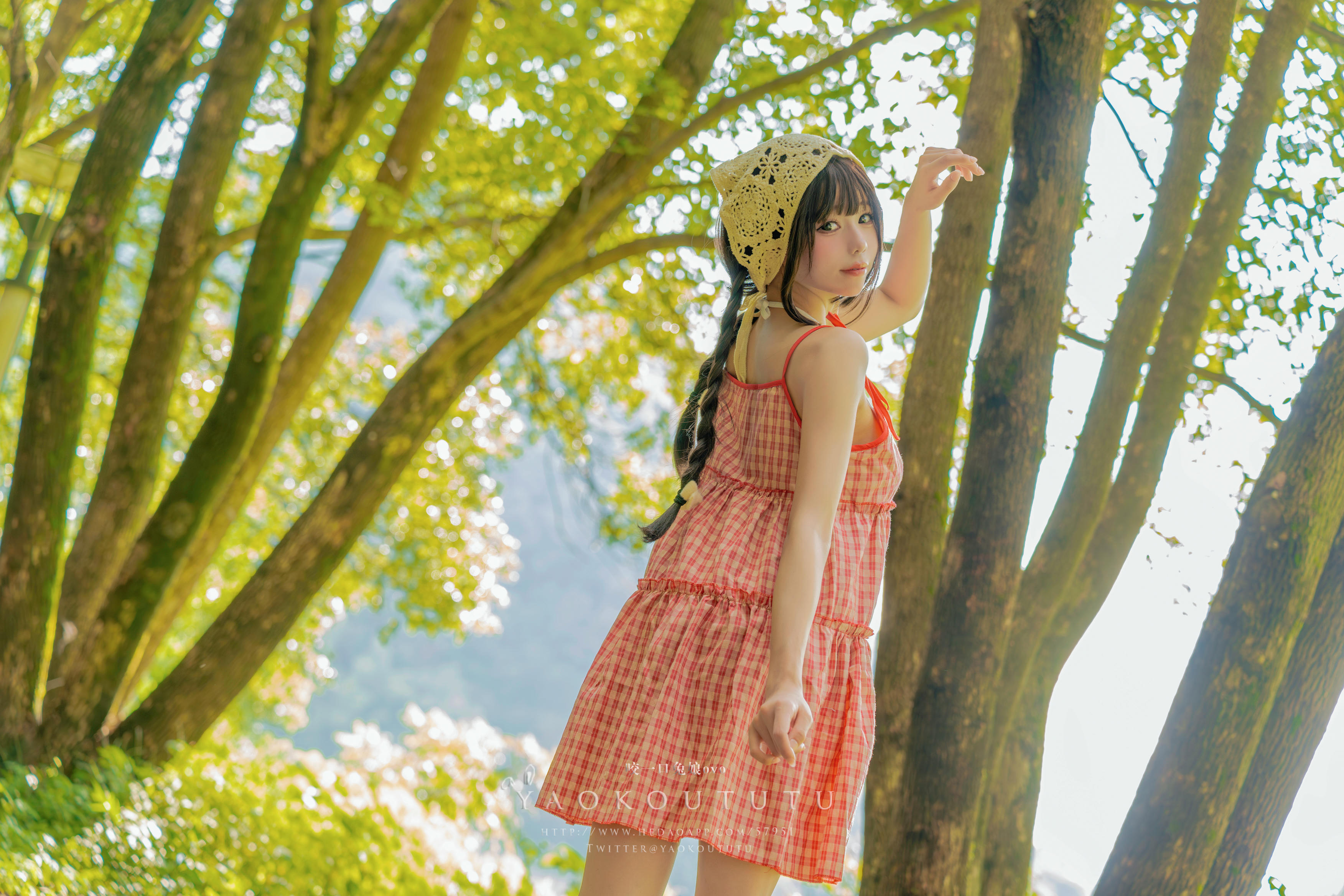 黏黏团子兔 NO.102 咬一口兔娘ovo『绿野茶会』Lovesick girls [69P1V 1.35GB]_第2集