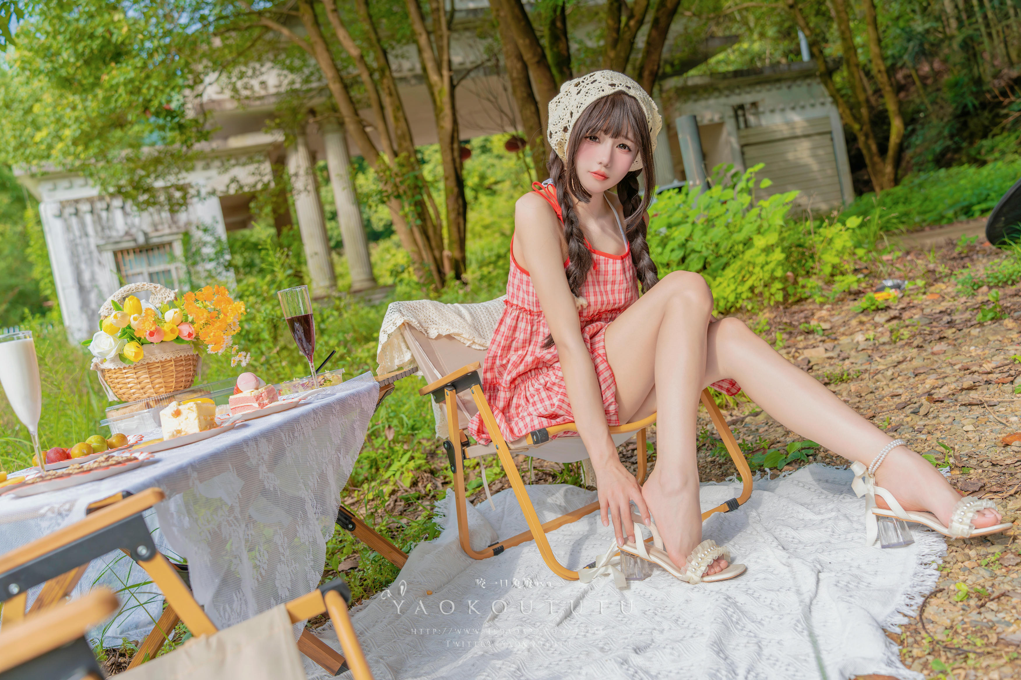 黏黏团子兔 NO.102 咬一口兔娘ovo『绿野茶会』Lovesick girls [69P1V 1.35GB]_第1集