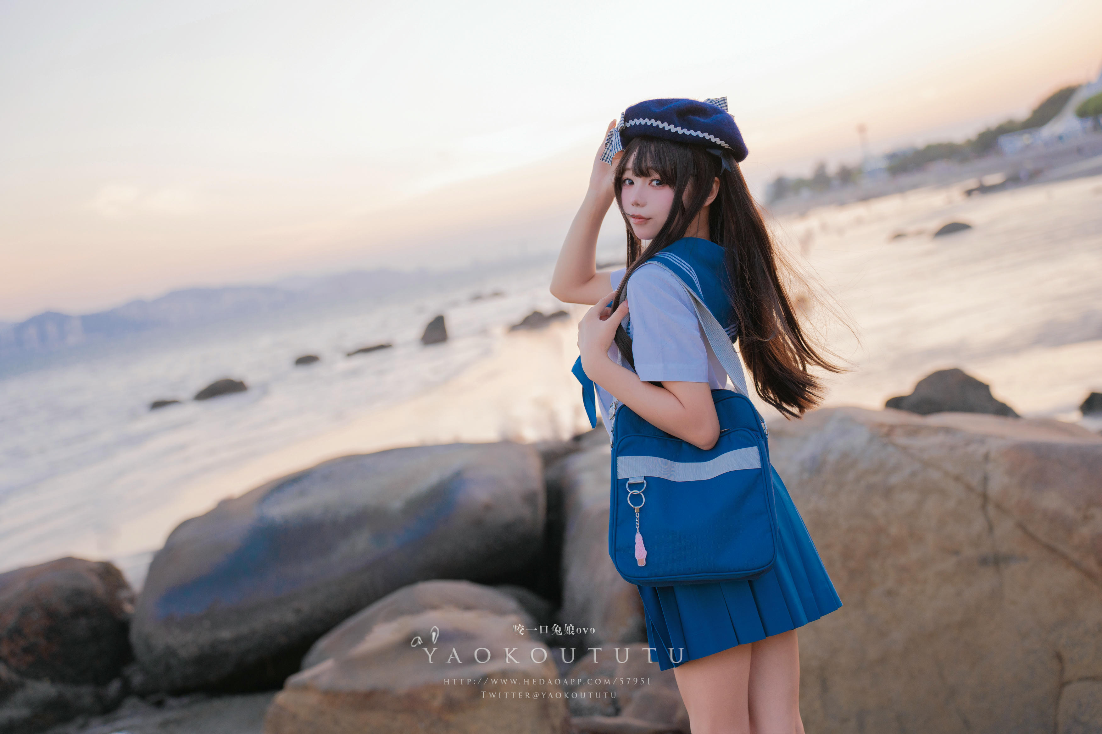 黏黏团子兔 NO.104 咬一口兔娘ovo『体操部课后活动』小剧场 [67P1V 1.44GB]_第1集