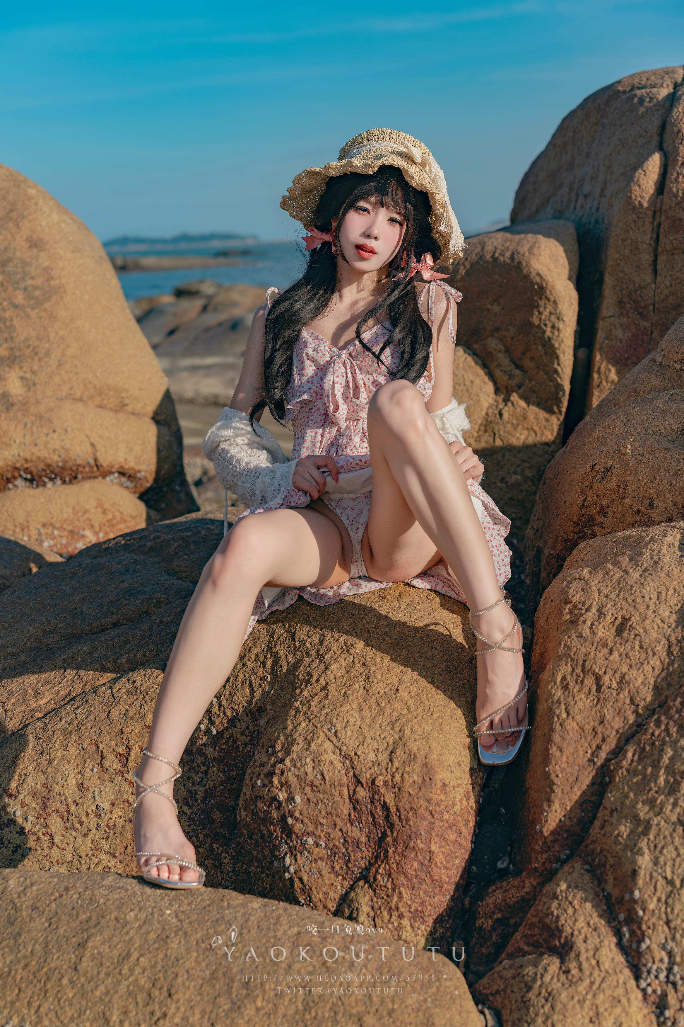 黏黏团子兔 NO.114 咬一口兔娘ovo 十月订阅『邻家小妹』日不落 [62P1V 1.23GB]_第1集