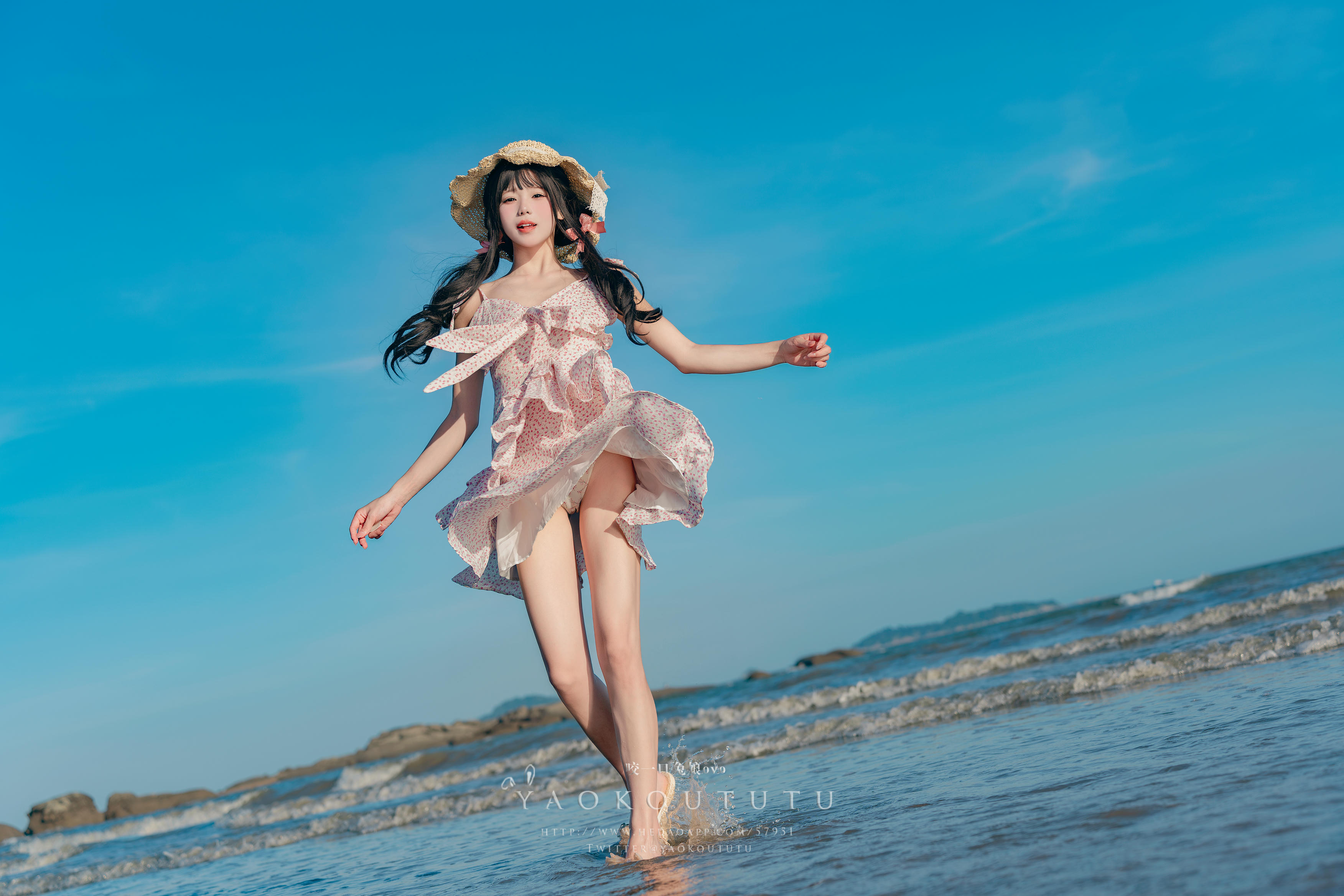 黏黏团子兔 NO.114 咬一口兔娘ovo 十月订阅『邻家小妹』日不落 [62P1V 1.23GB]_第2集