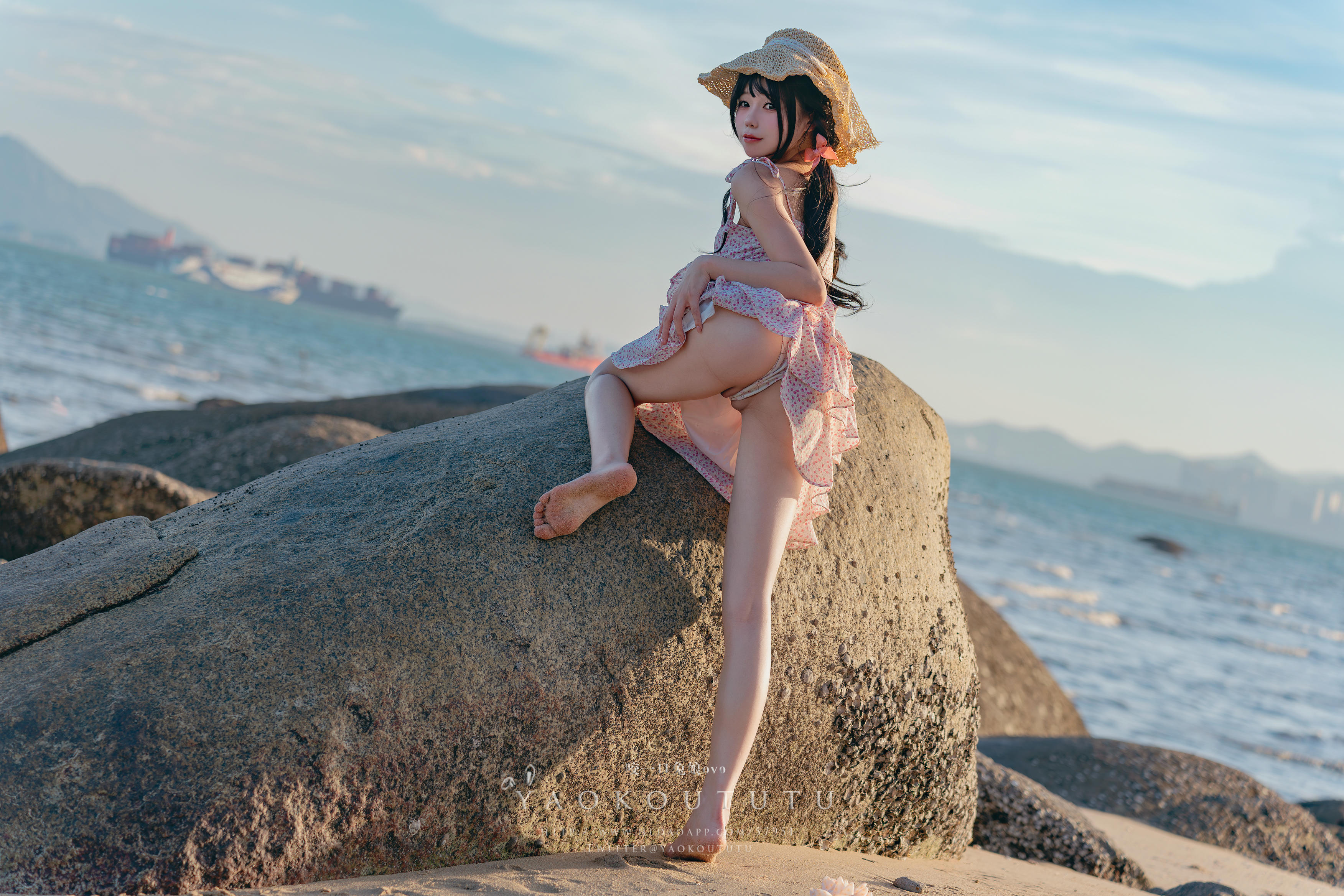 黏黏团子兔 NO.114 咬一口兔娘ovo 十月订阅『邻家小妹』日不落 [62P1V 1.23GB]_第2集