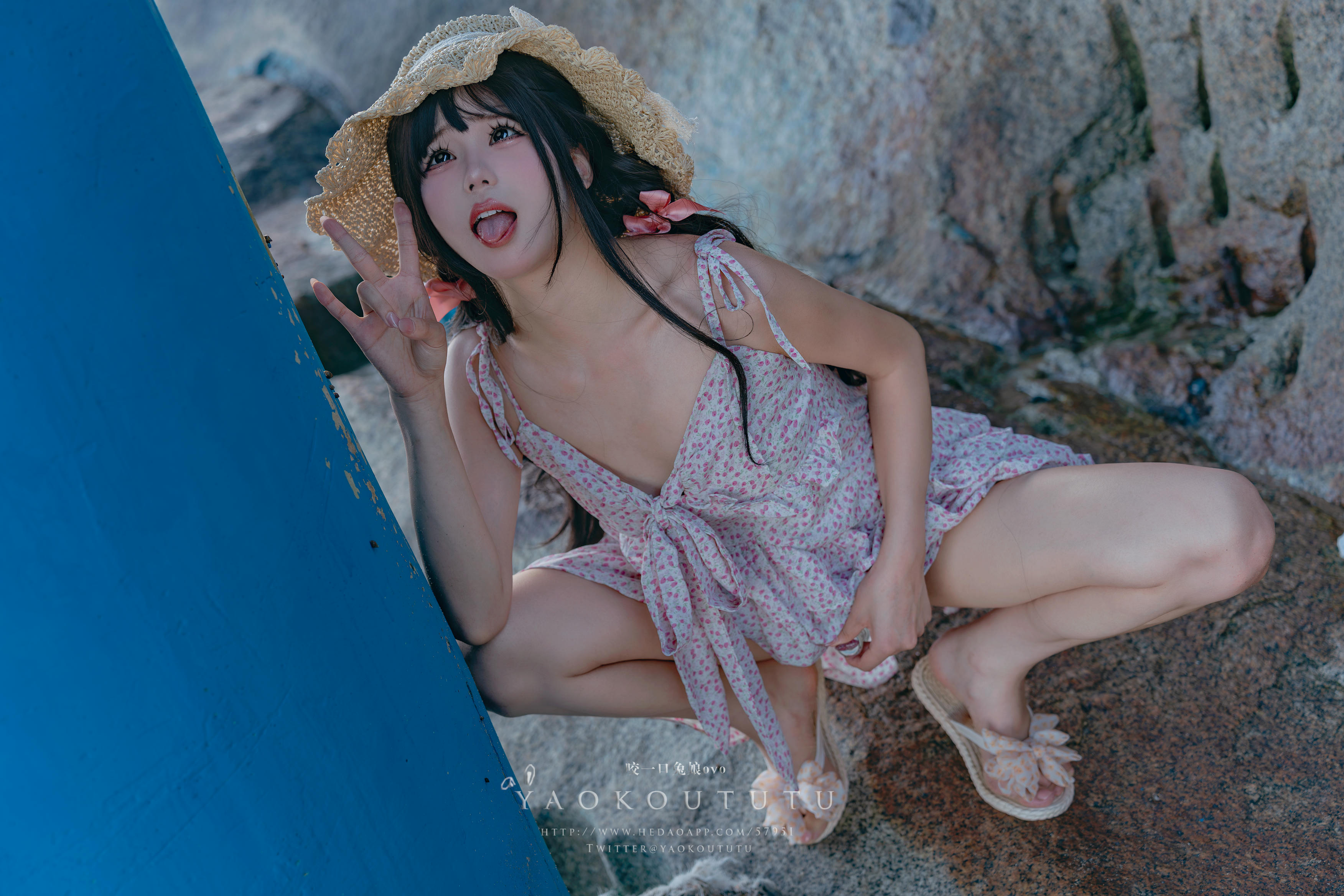 黏黏团子兔 NO.114 咬一口兔娘ovo 十月订阅『邻家小妹』日不落 [62P1V 1.23GB]_第3集