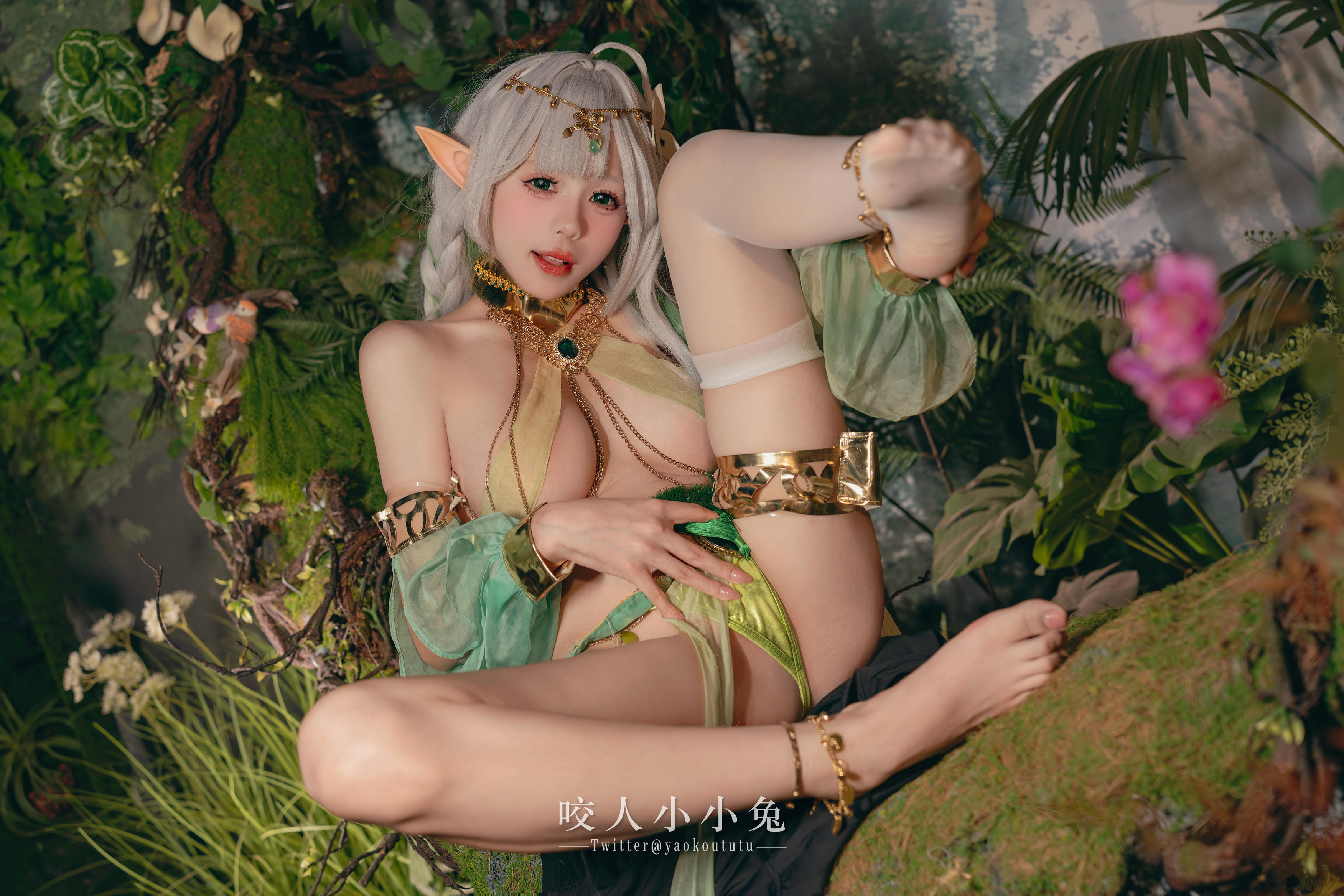 黏黏团子兔 NO.120 咬人小小兔 被遗忘的大慈树王&大摆锤 [74P1V-1.47G]_第2集