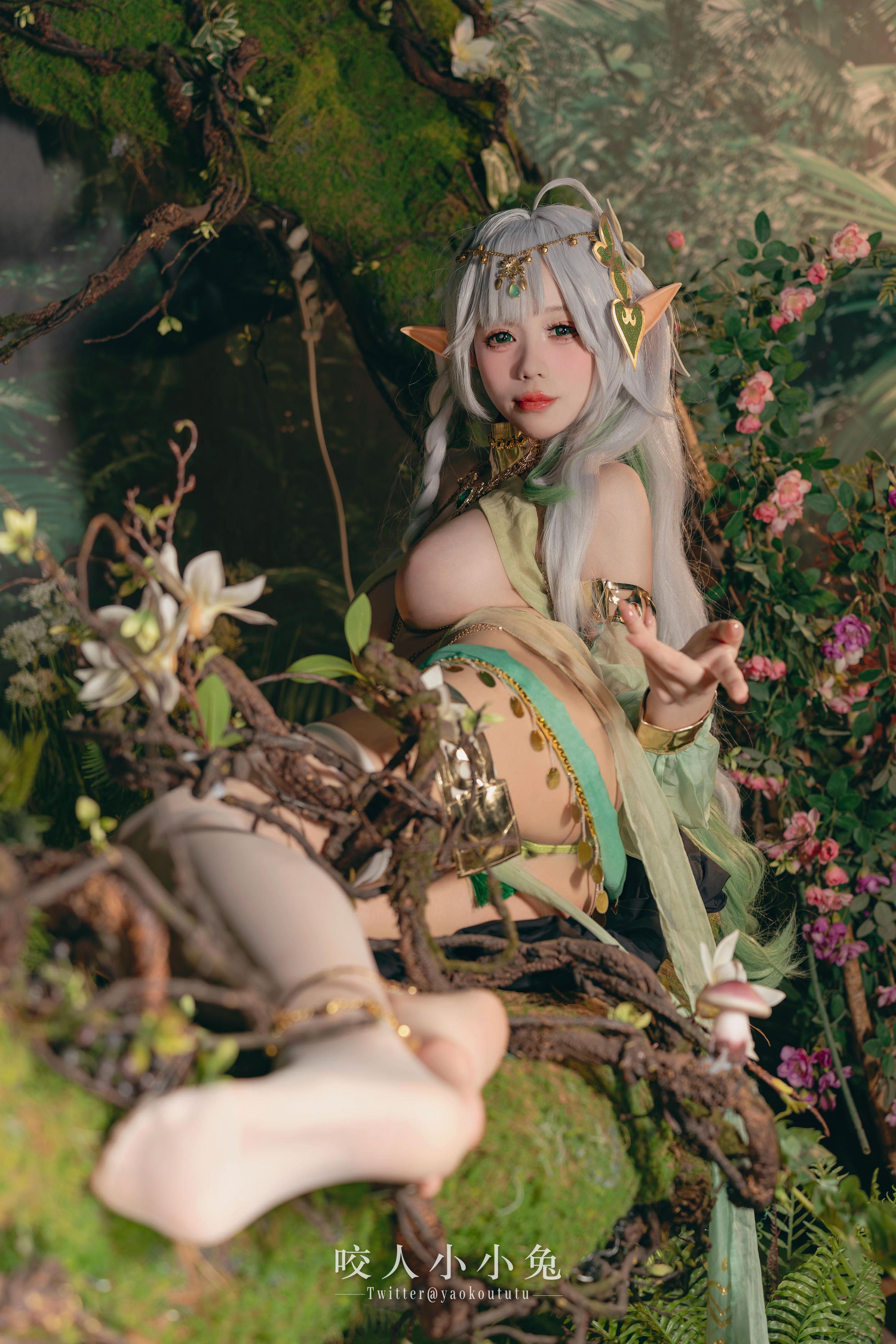 黏黏团子兔 NO.120 咬人小小兔 被遗忘的大慈树王&大摆锤 [74P1V-1.47G]_第1集