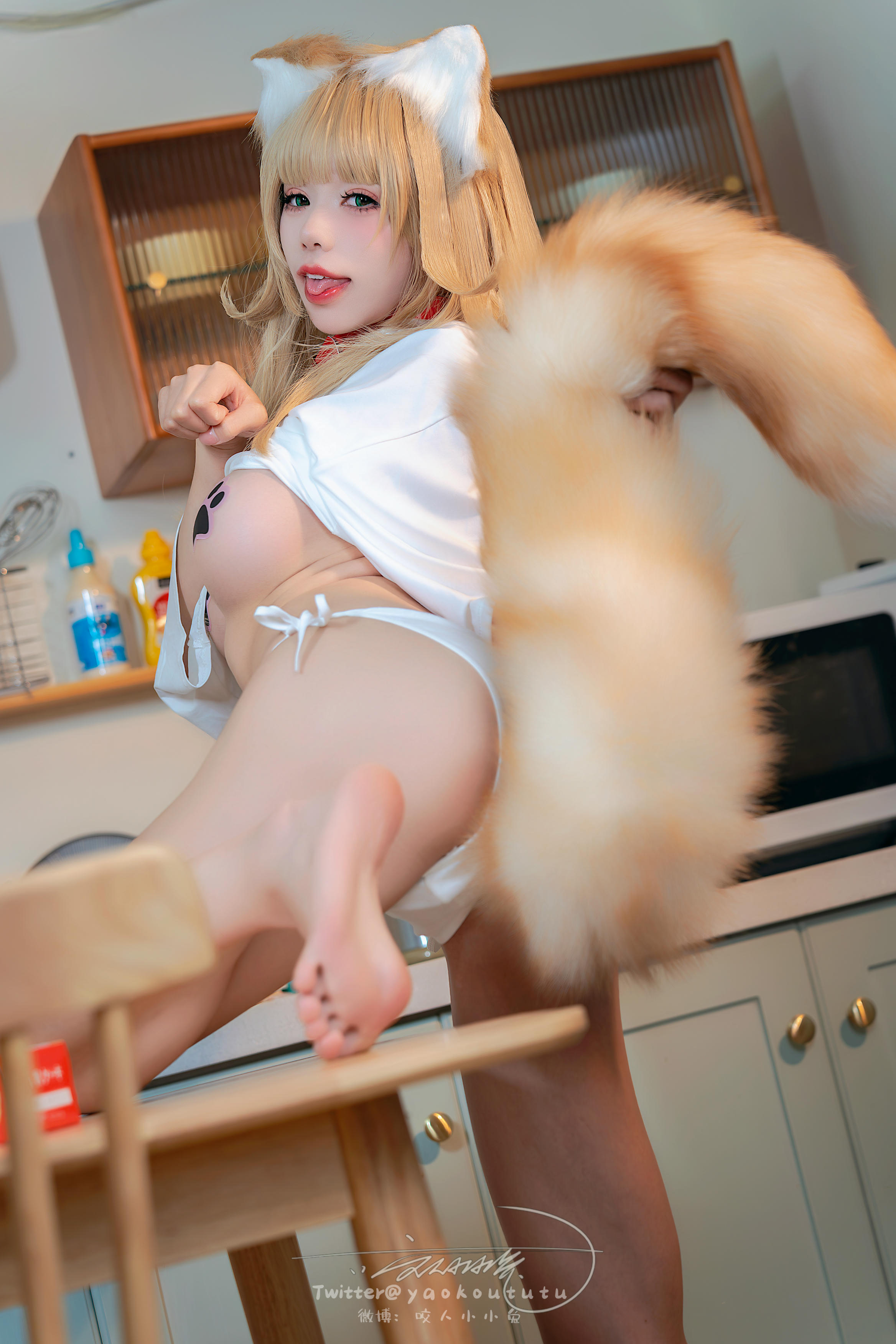 黏黏团子兔 NO.136 咬人小小兔 2401月作品『捡到一只黄豆粉』UNI [75P+1V 1.51GB]_第2集