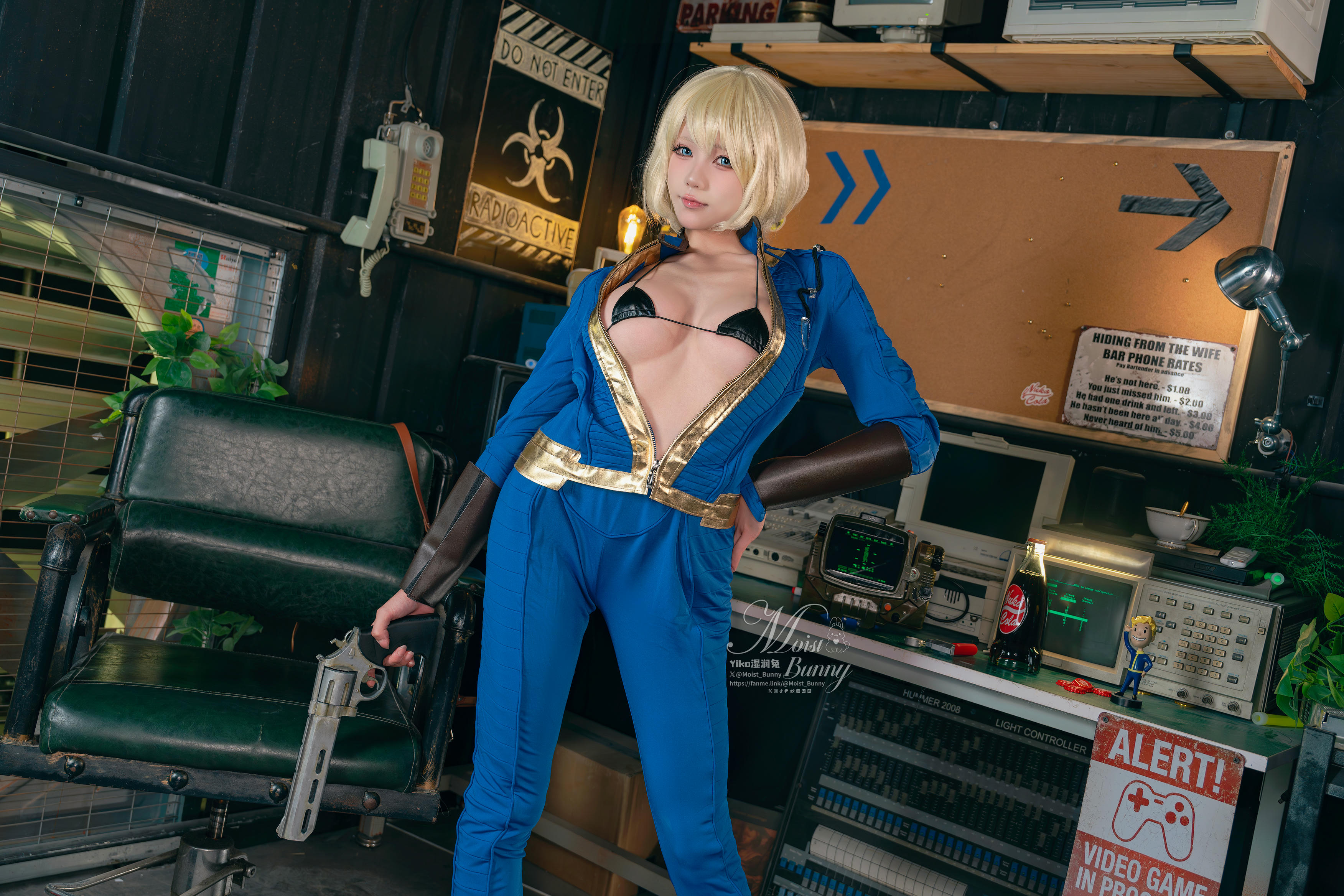 Yiko湿润兔 NO.205 24.12月作品『辐射 灰烬余生』[75P1V 1.51G]_第1集