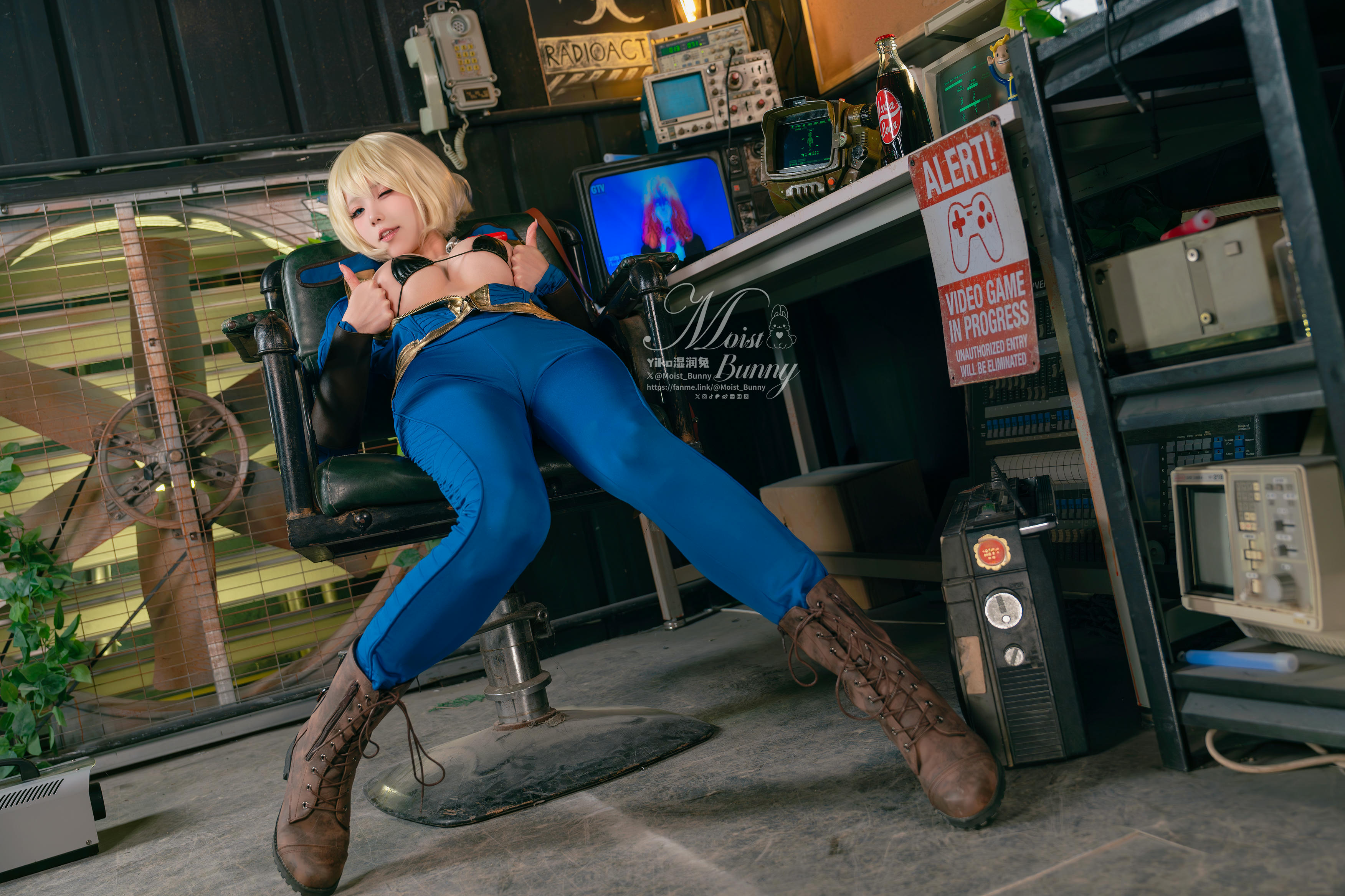 Yiko湿润兔 NO.205 24.12月作品『辐射 灰烬余生』[75P1V 1.51G]_第2集