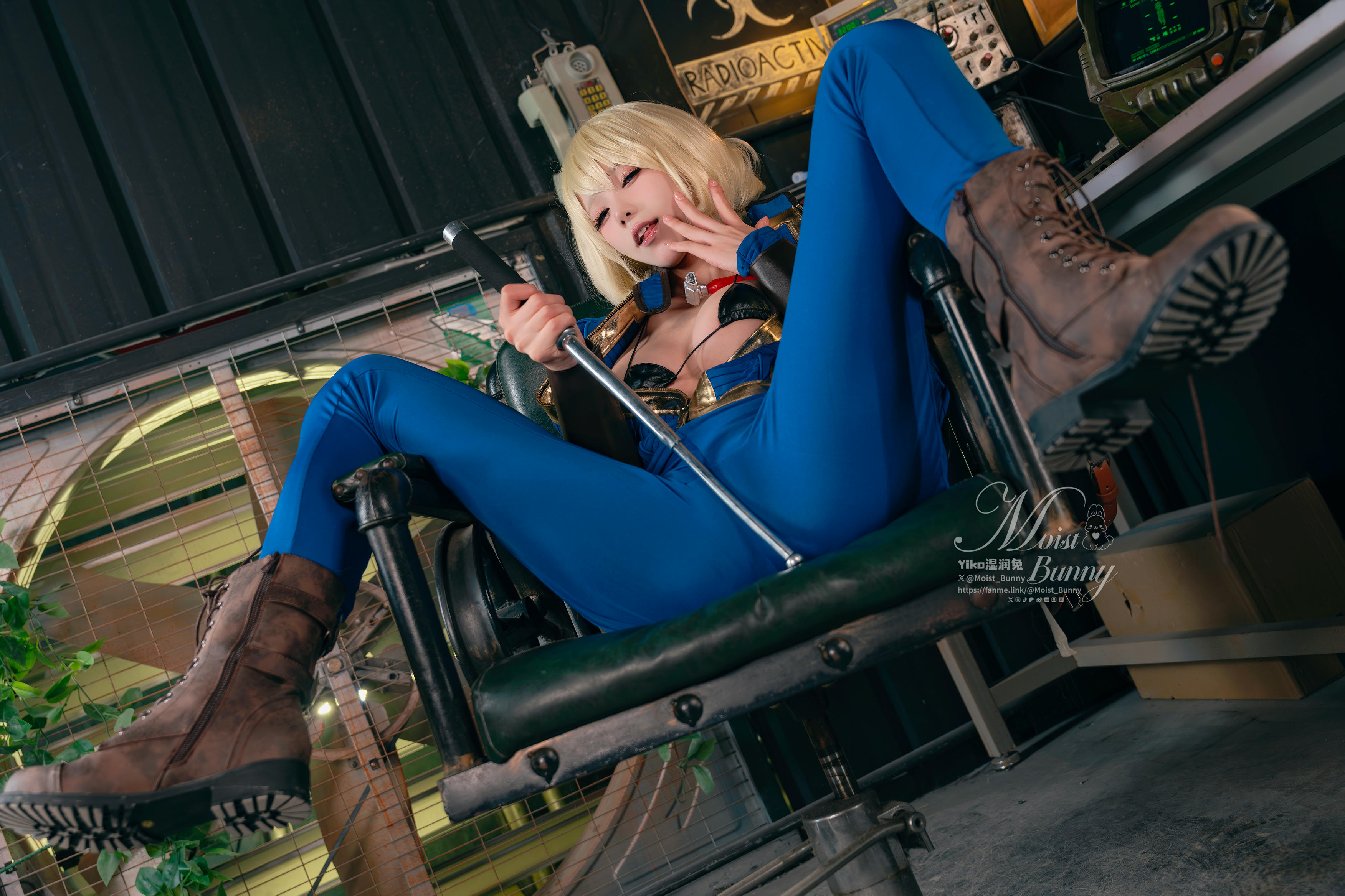 Yiko湿润兔 NO.205 24.12月作品『辐射 灰烬余生』[75P1V 1.51G]_第2集