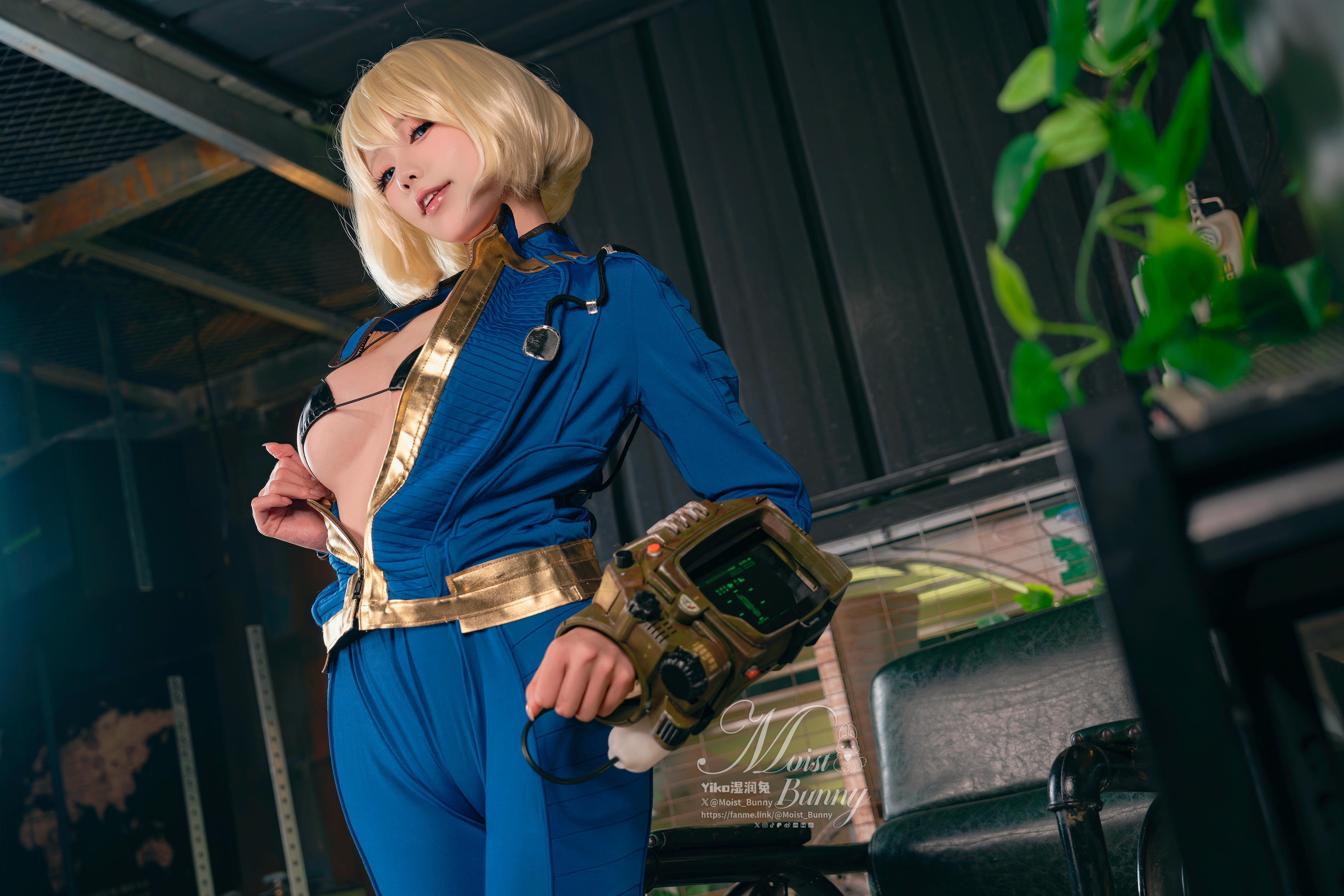 Yiko湿润兔 NO.205 24.12月作品『辐射 灰烬余生』[75P1V 1.51G]_第2集