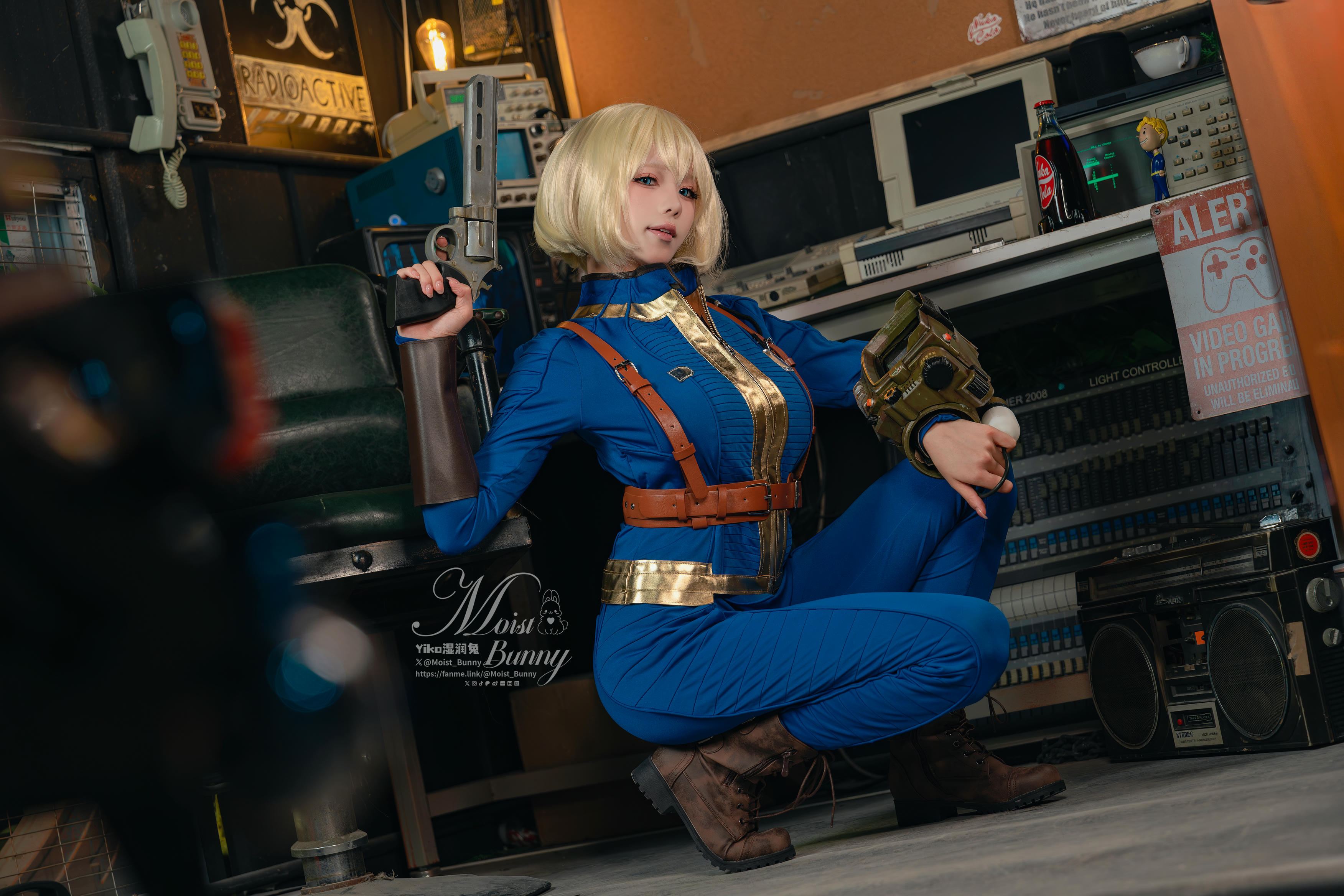 Yiko湿润兔 NO.205 24.12月作品『辐射 灰烬余生』[75P1V 1.51G]_第1集