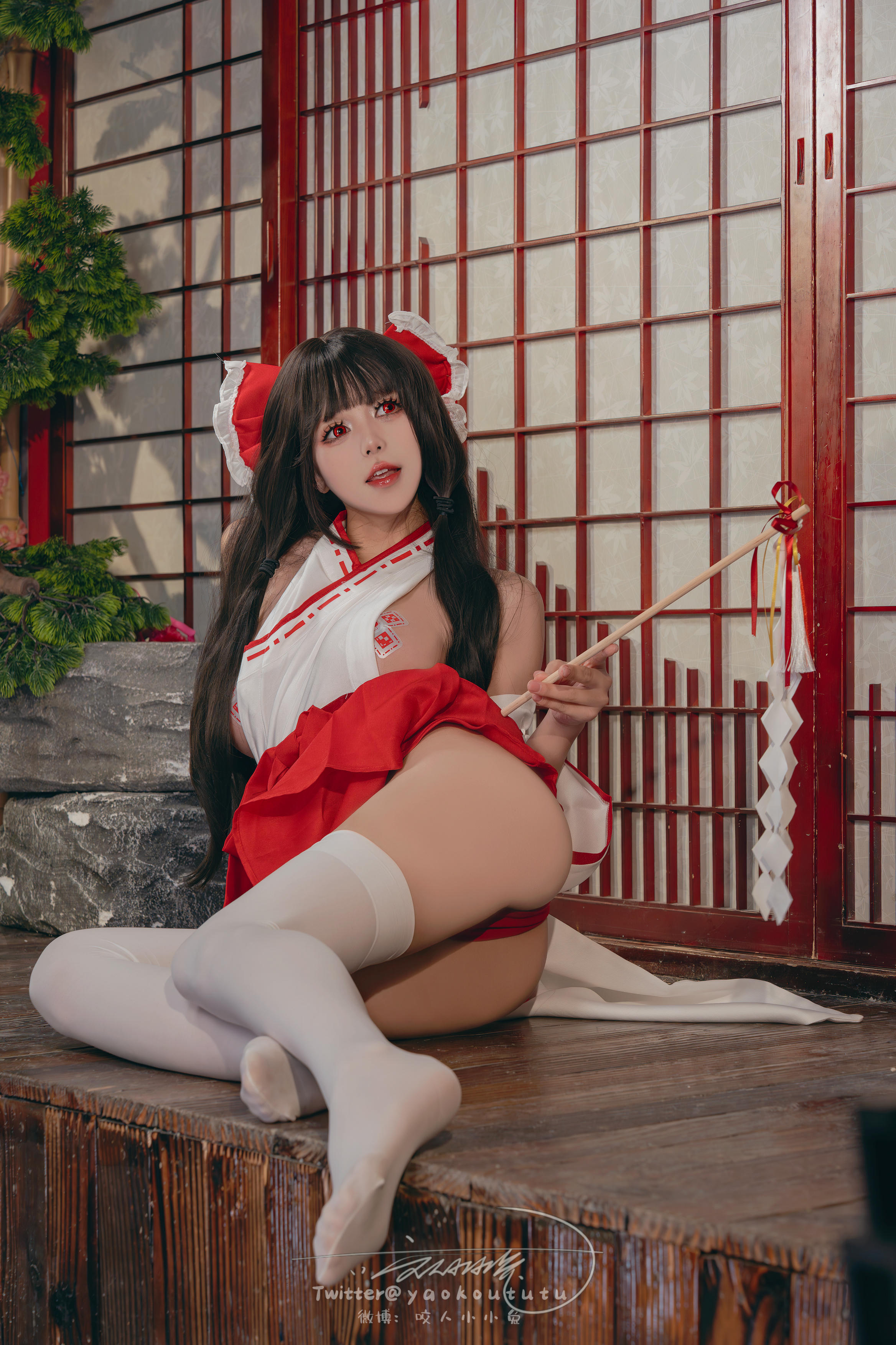 黏黏团子兔 NO.138 咬人小小兔 2402月作品『狐之灵梦』Roly Poly [70P+2V 1.63GB]_第1集