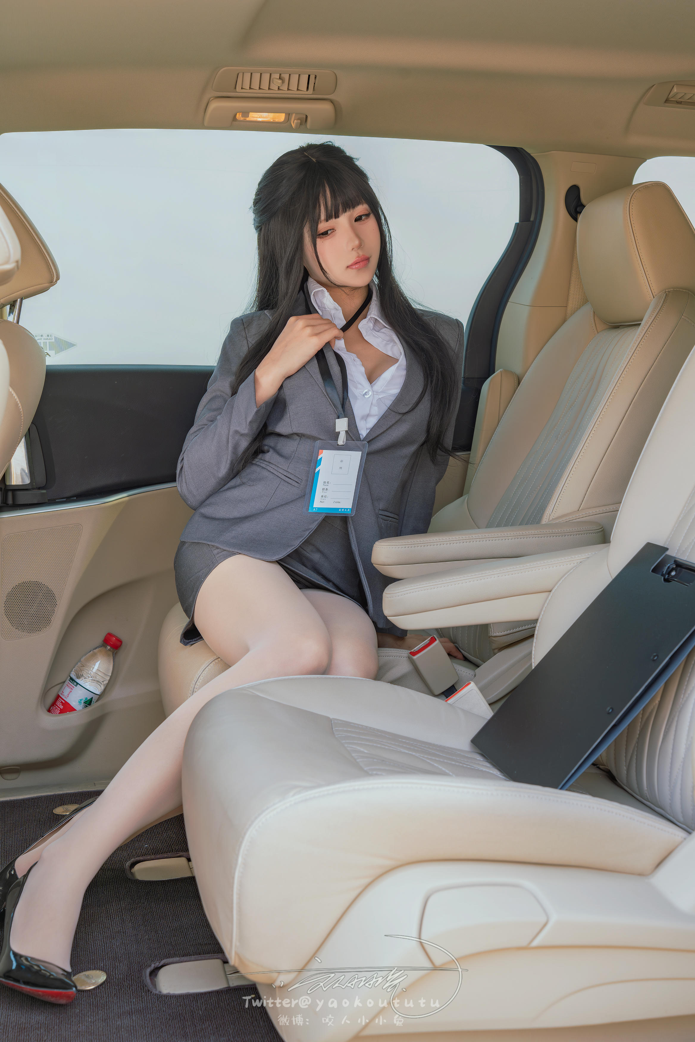 黏黏团子兔 NO.146 咬人小小兔(咬一口兔娘) 2403月作品『业务部潜规则』小剧场 [74P1V 1.56GB]_第1集