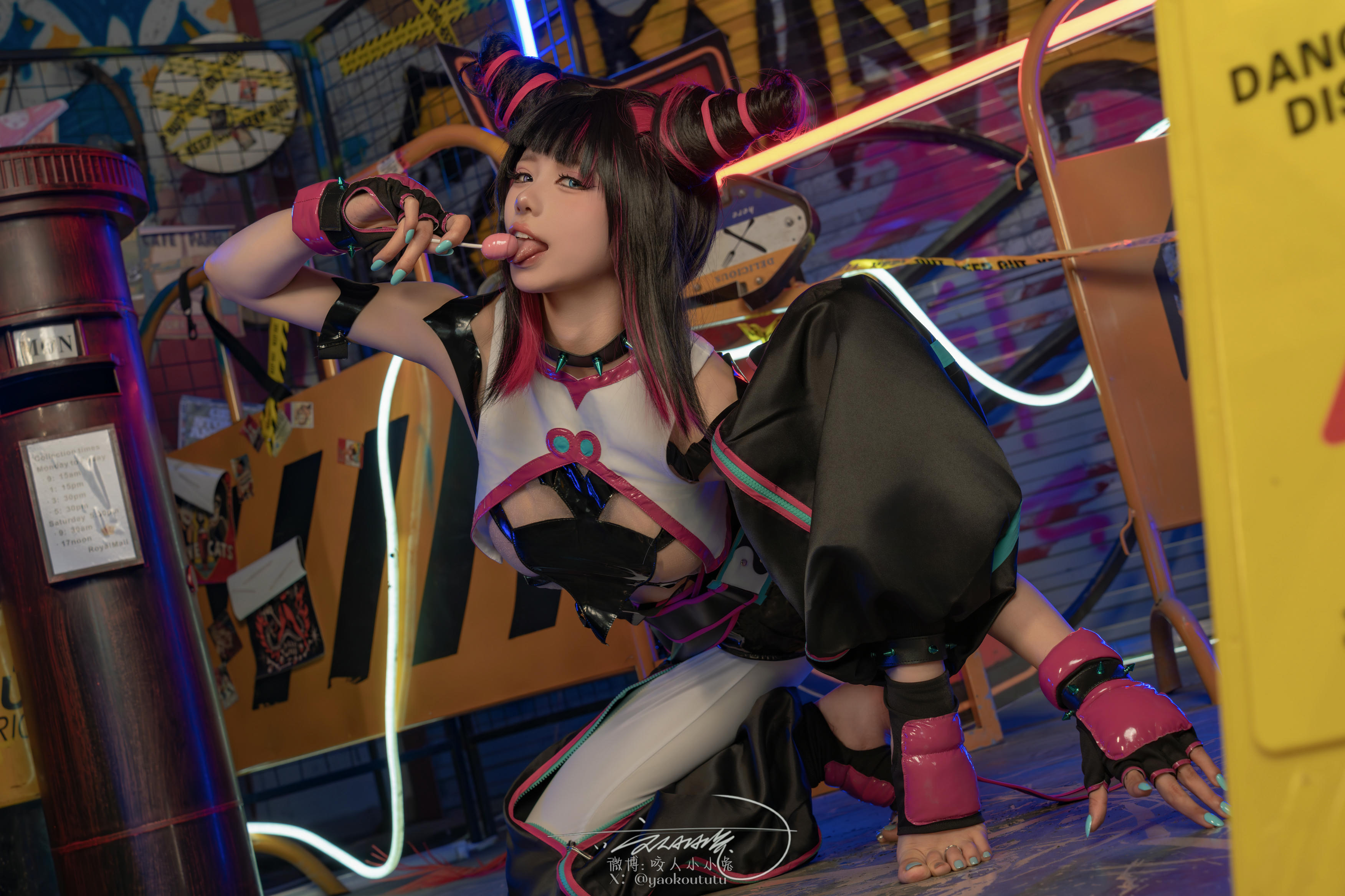 黏黏团子兔 NO.159 咬人小小兔 五月作品『街霸-韩蛛俐』 [81P1V-1.39GB]_第2集