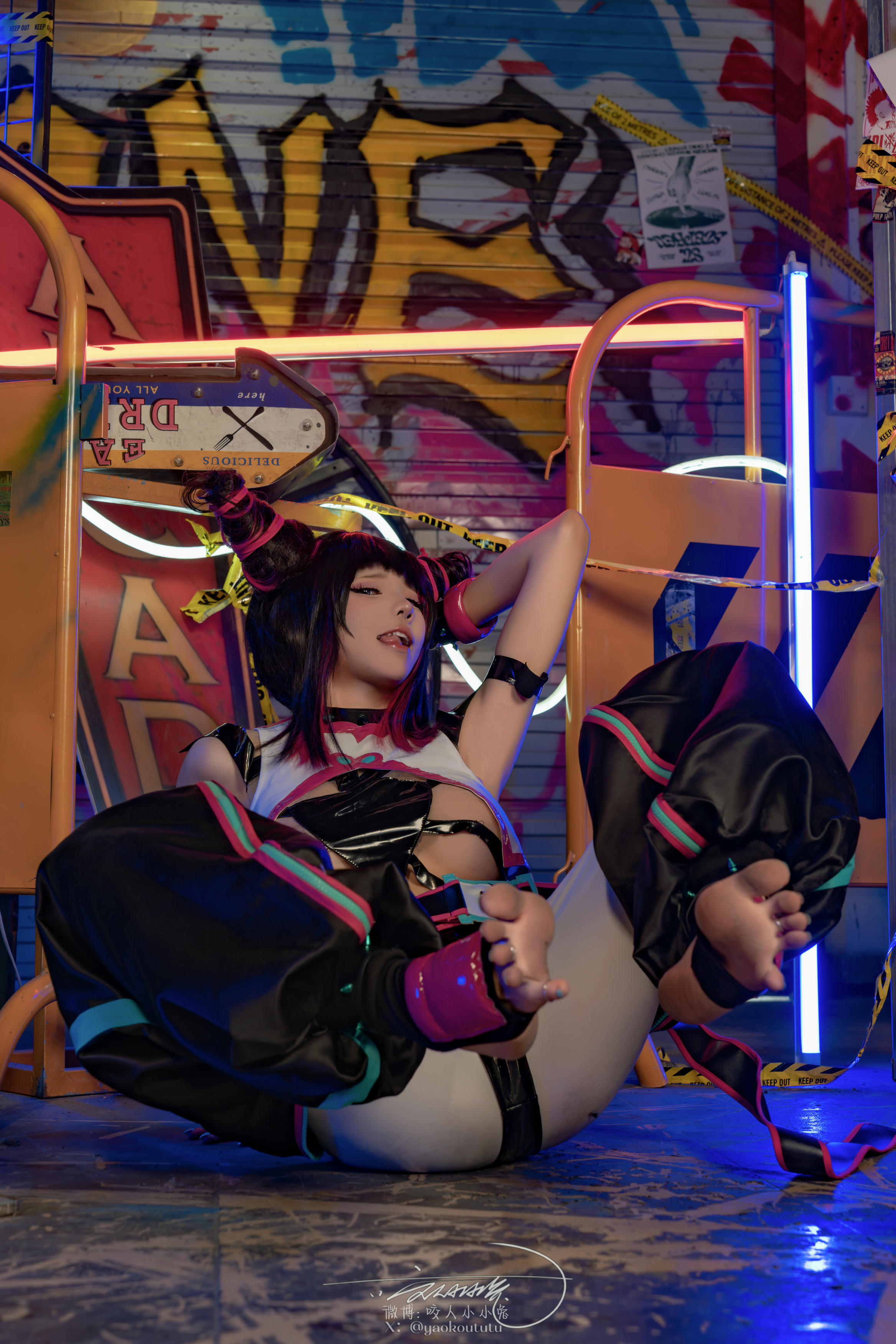 黏黏团子兔 NO.159 咬人小小兔 五月作品『街霸-韩蛛俐』 [81P1V-1.39GB]_第2集