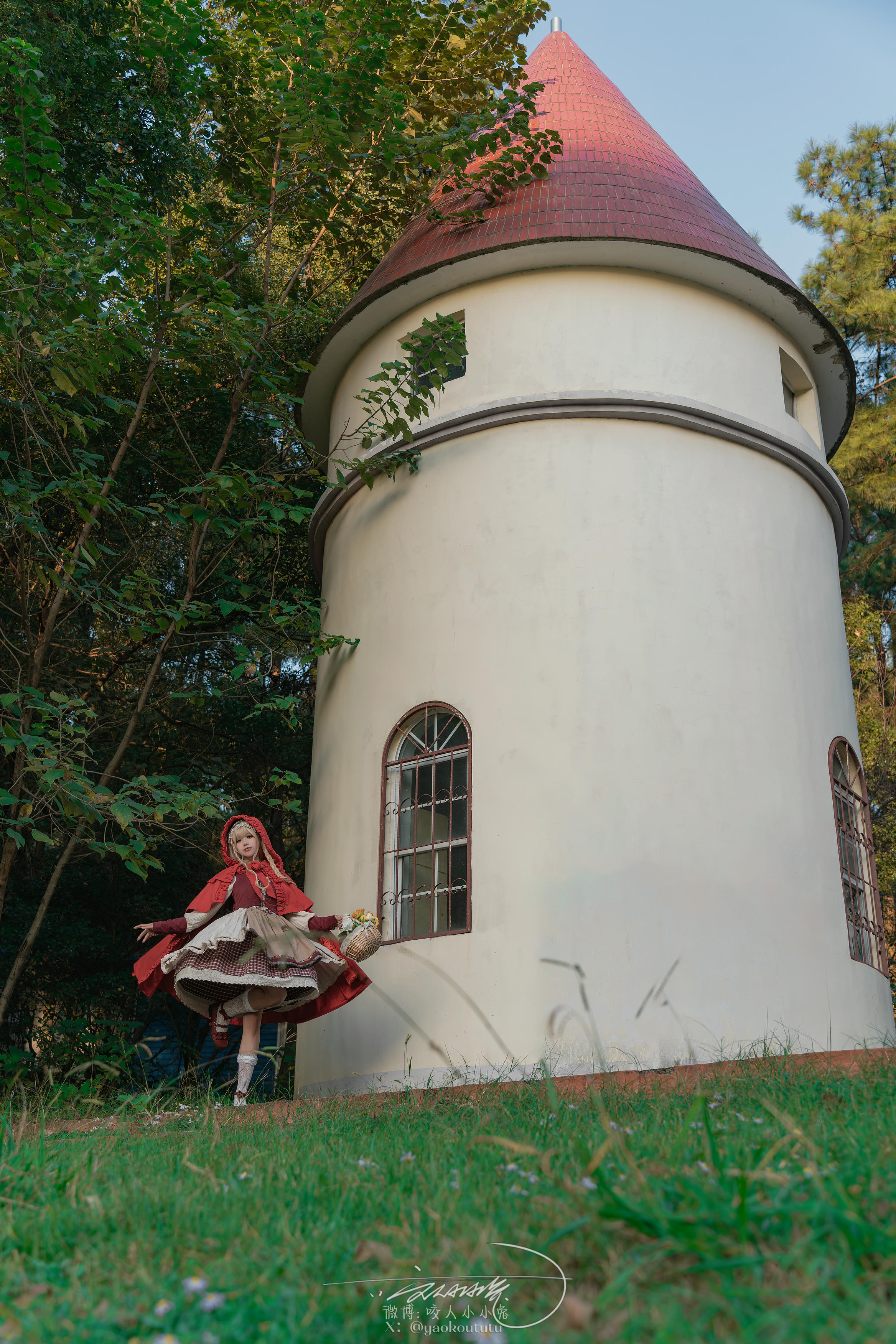 黏黏团子兔 NO.160 咬人小小兔 五月作品『迷途小红帽』 [71P1V-1.31GB]_第1集