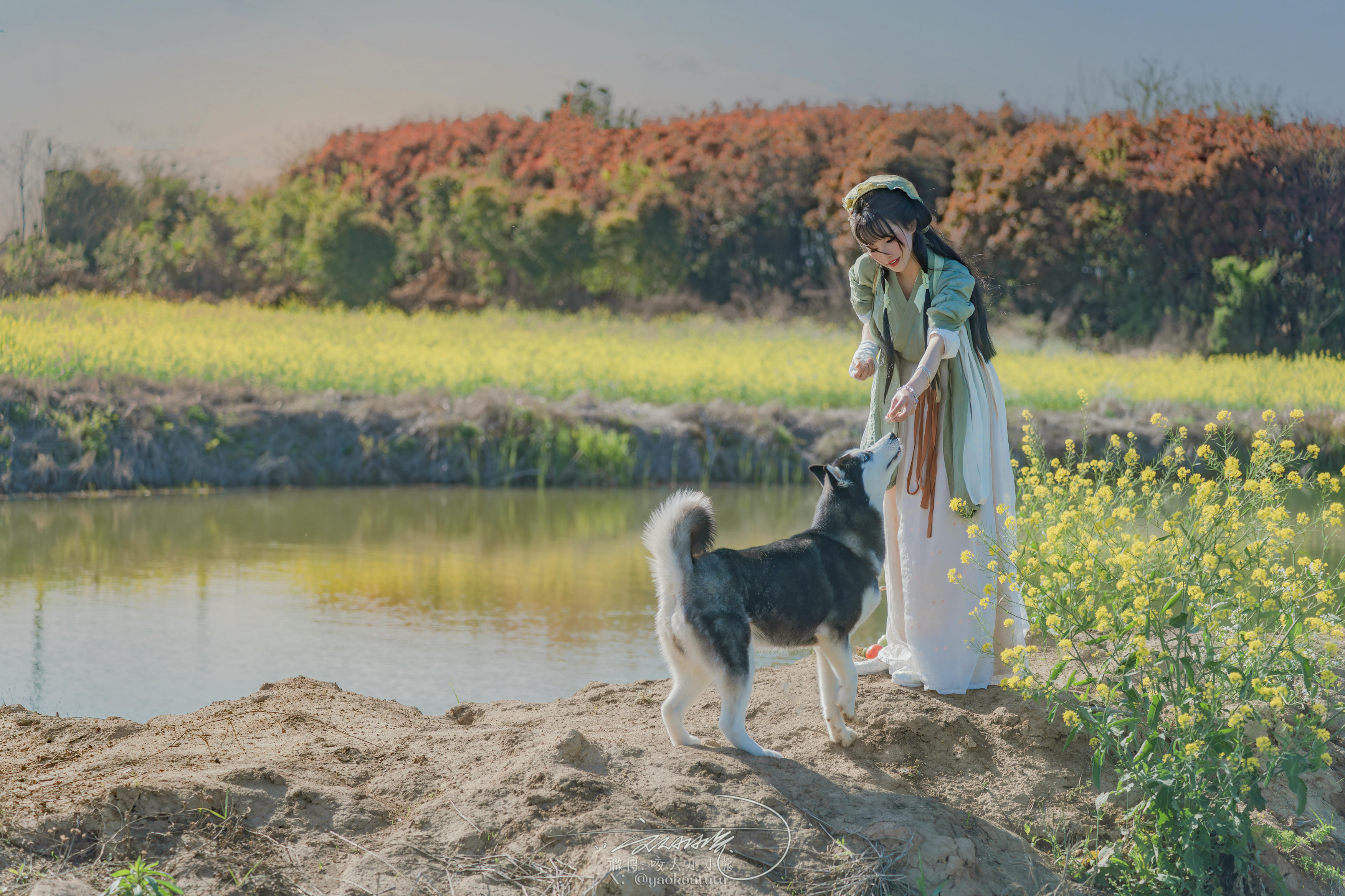 黏黏团子兔 NO.162 咬人小小兔 五月作品『田耕记』 [74P1V-1.81GB]_第1集